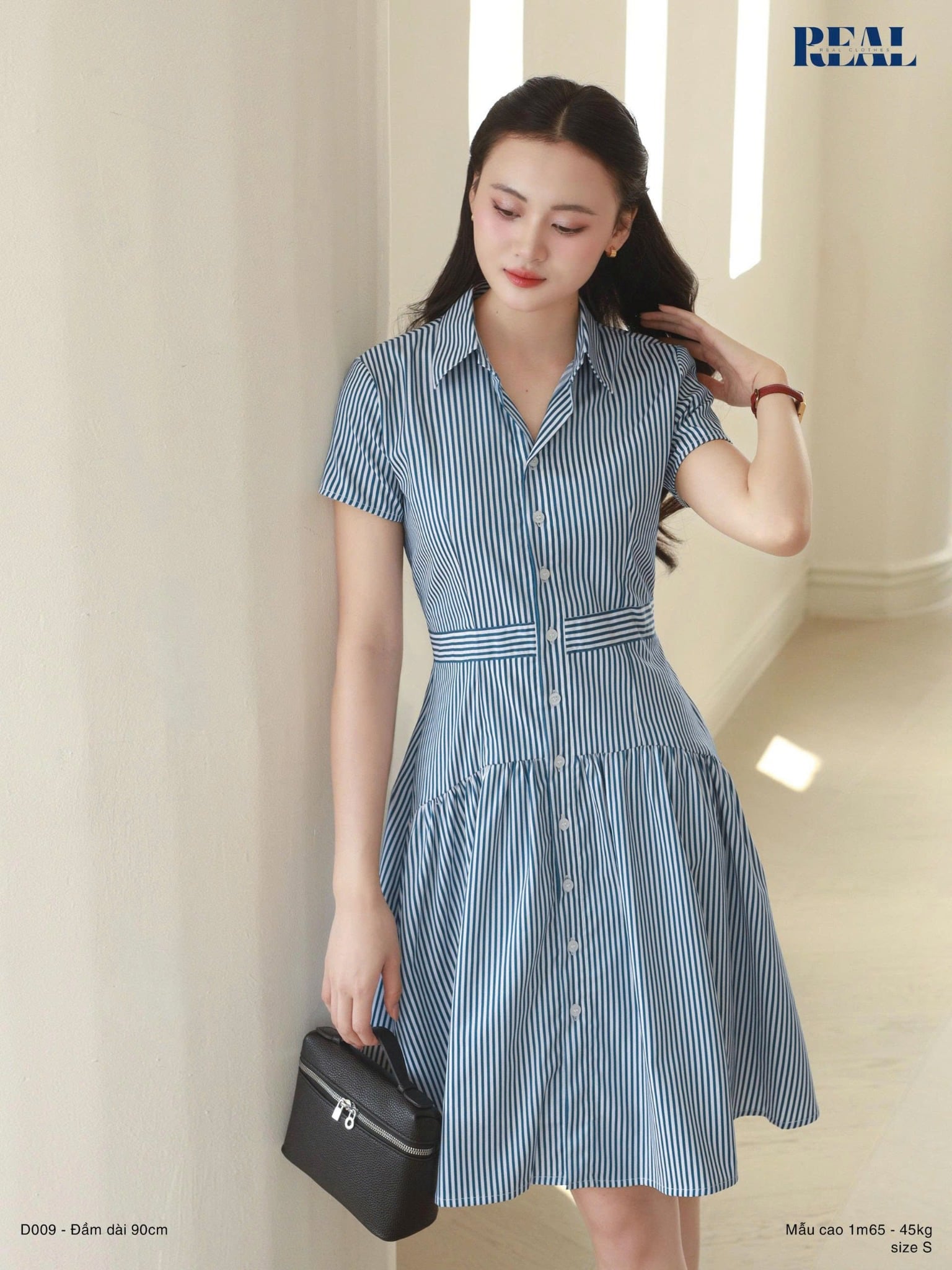 Đầm Spring sọc xanh