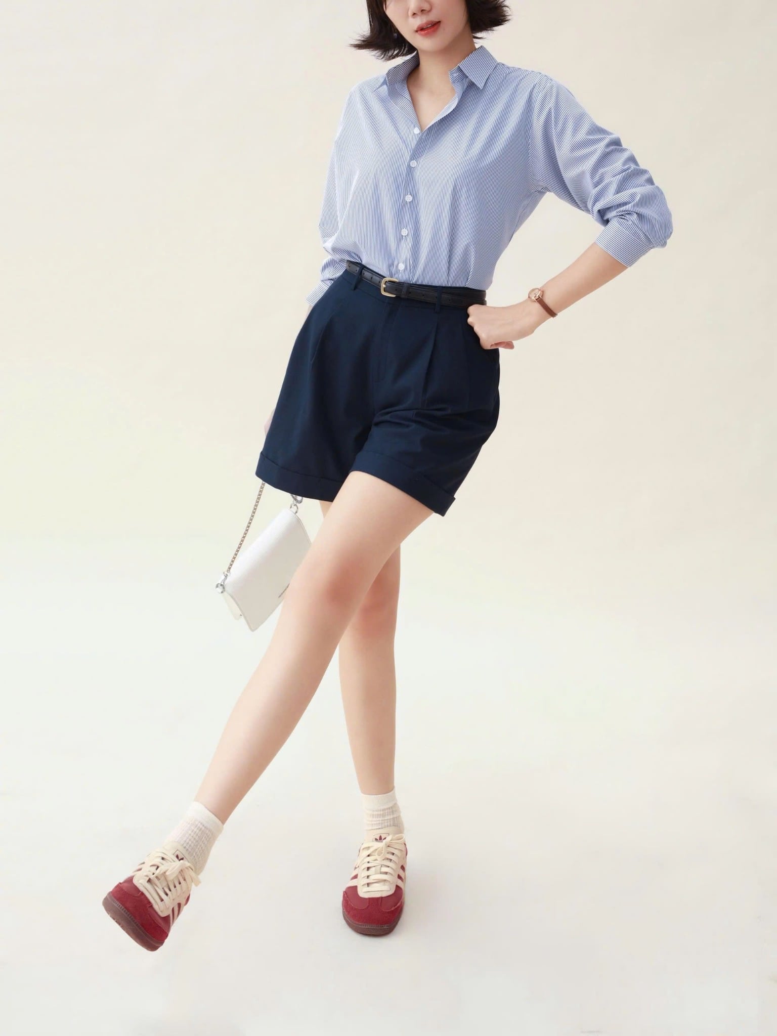 Quần short lật lai xanh đen