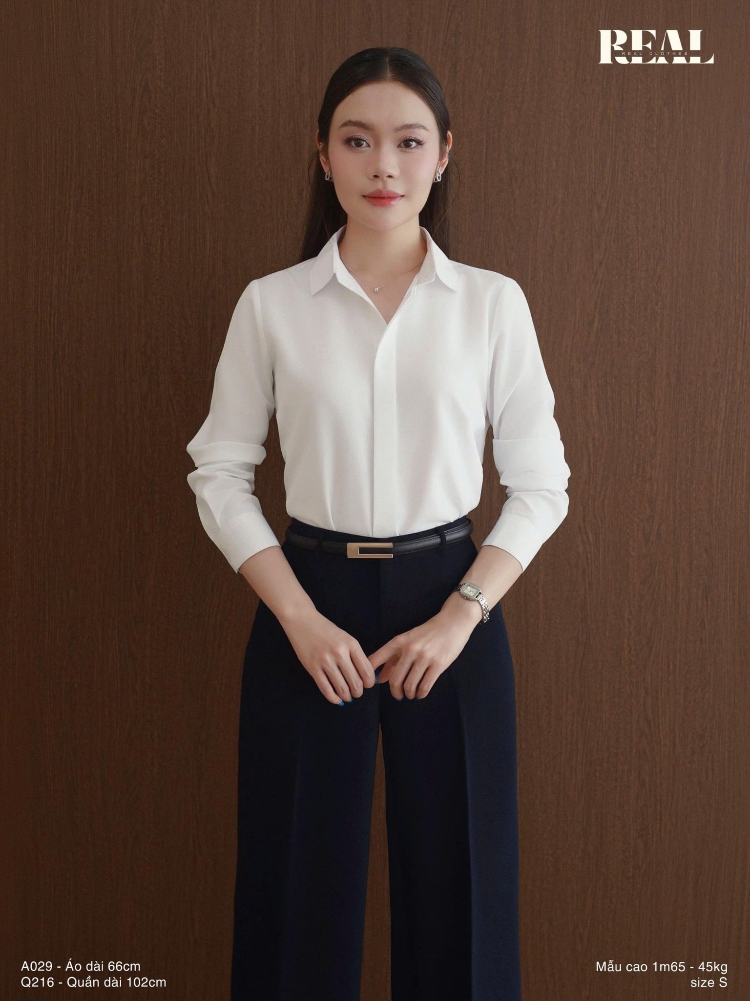  Sơ mi basic cổ nhọn trắng 