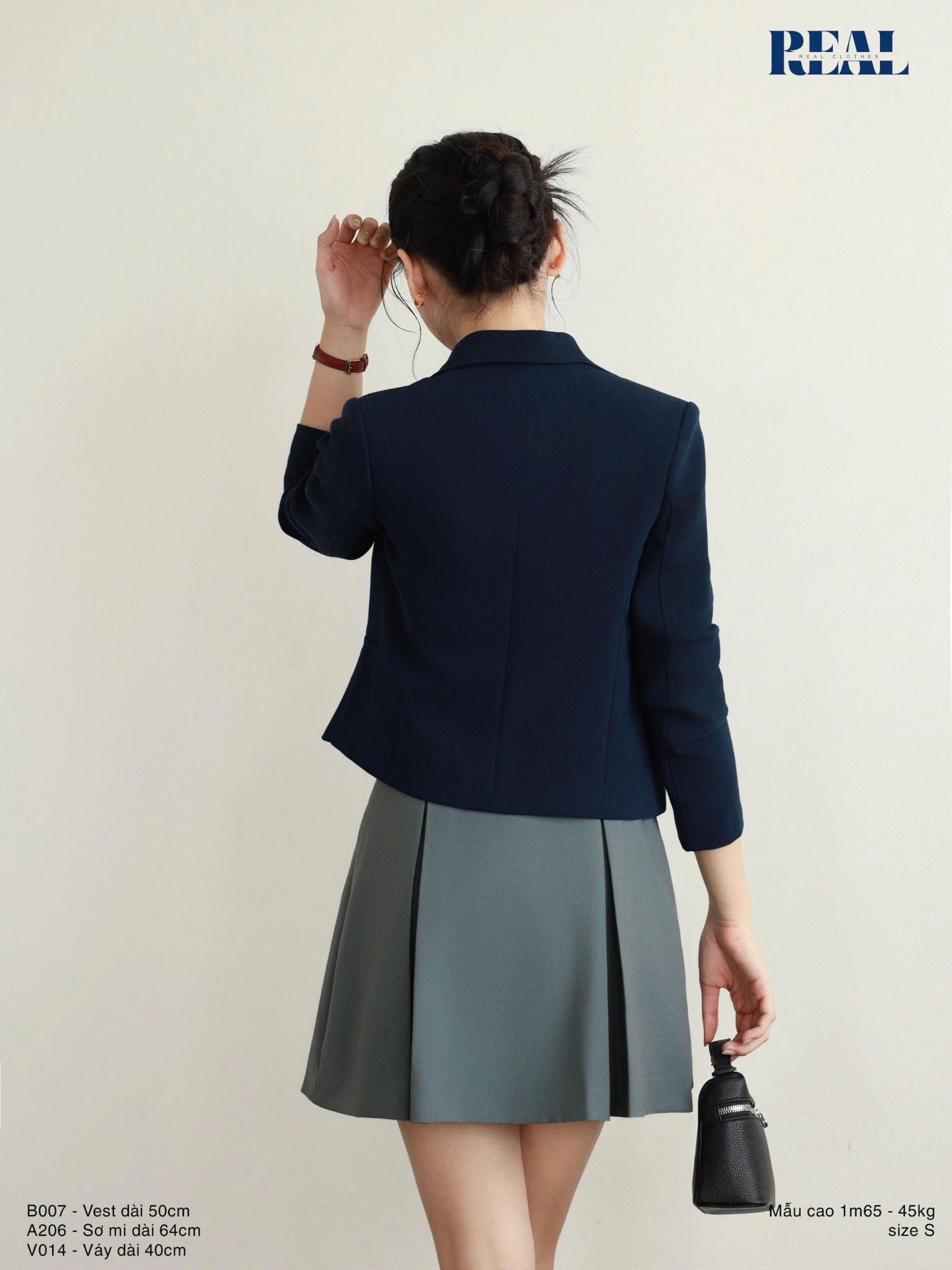Blazer huy hiệu navy
