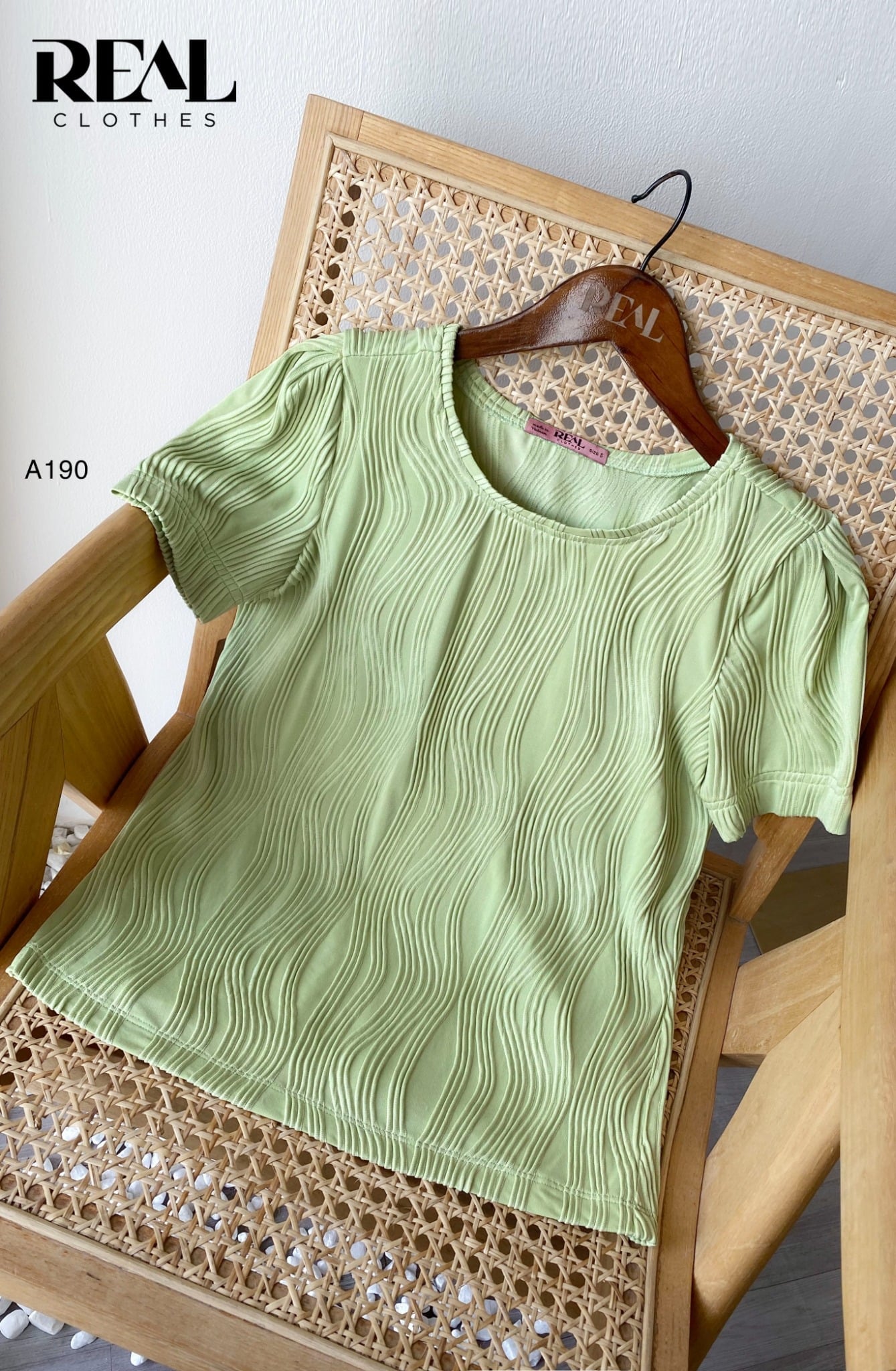 Áo Sophia FINAL SALE - size XS