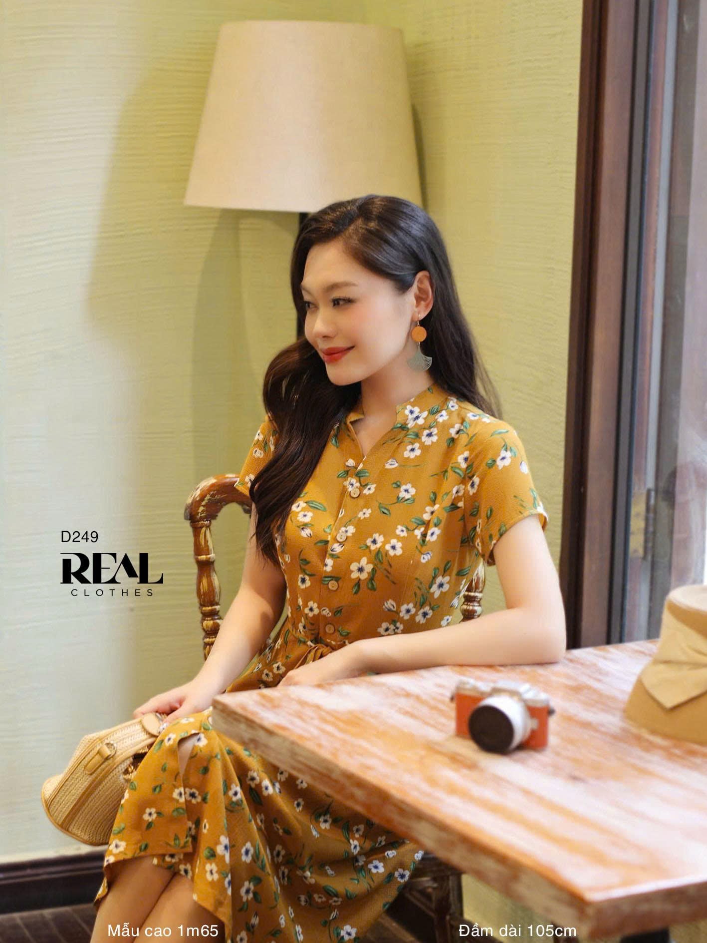 Đầm cổ trụ hoa vàng SALE