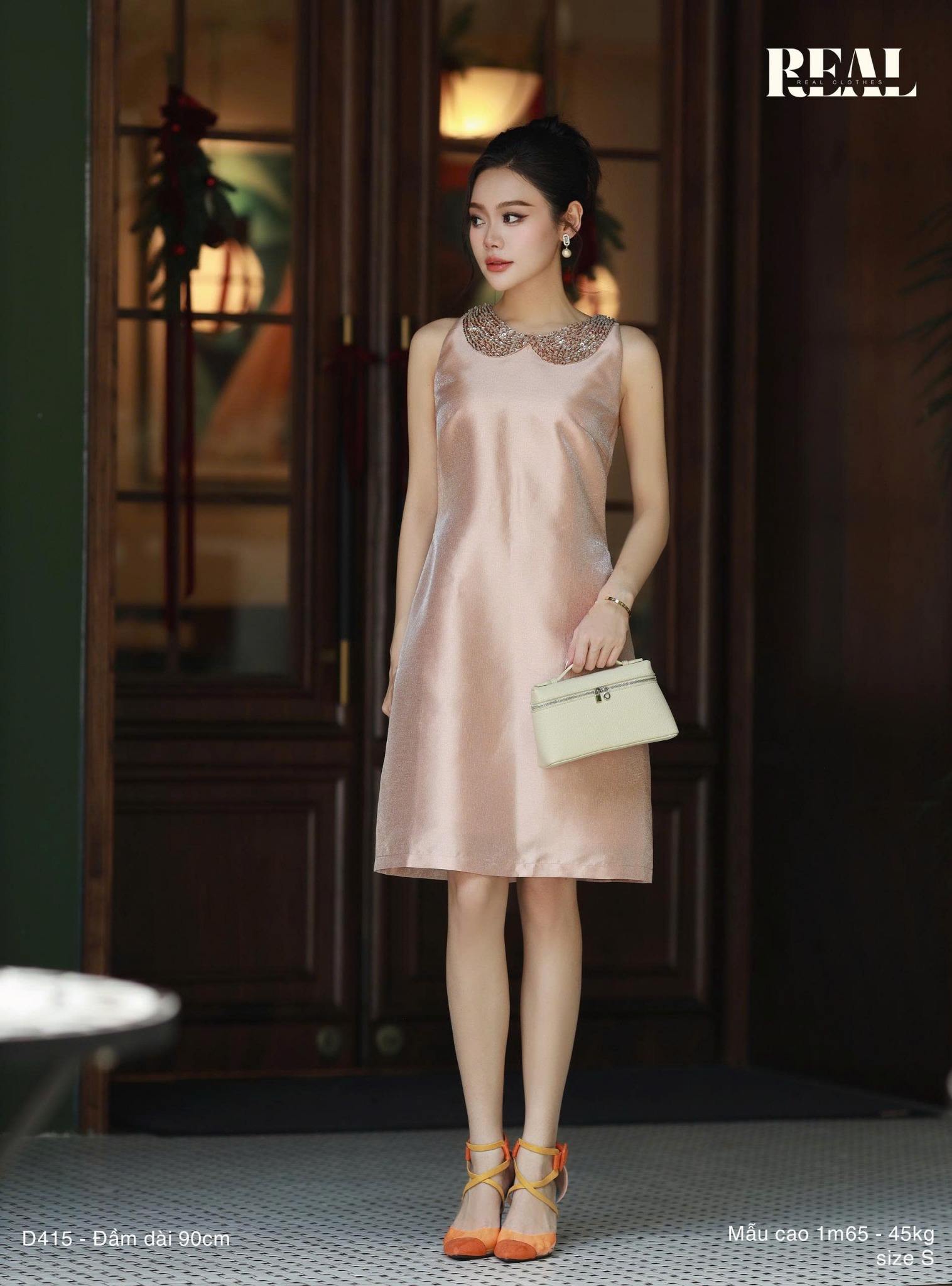 Đầm ánh cam cổ lá sen - size L