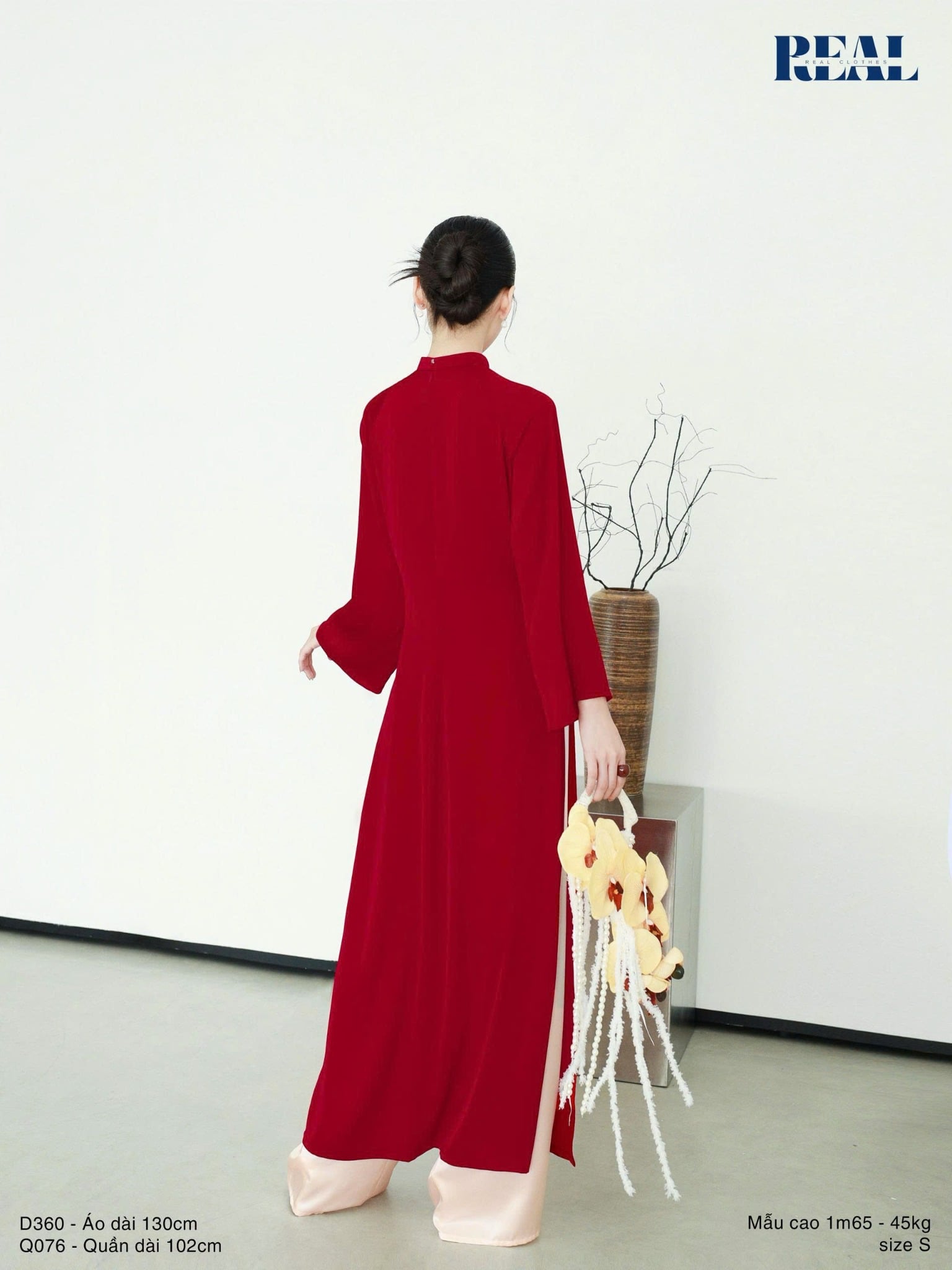 Áo dài cách tân Đoàn Viên