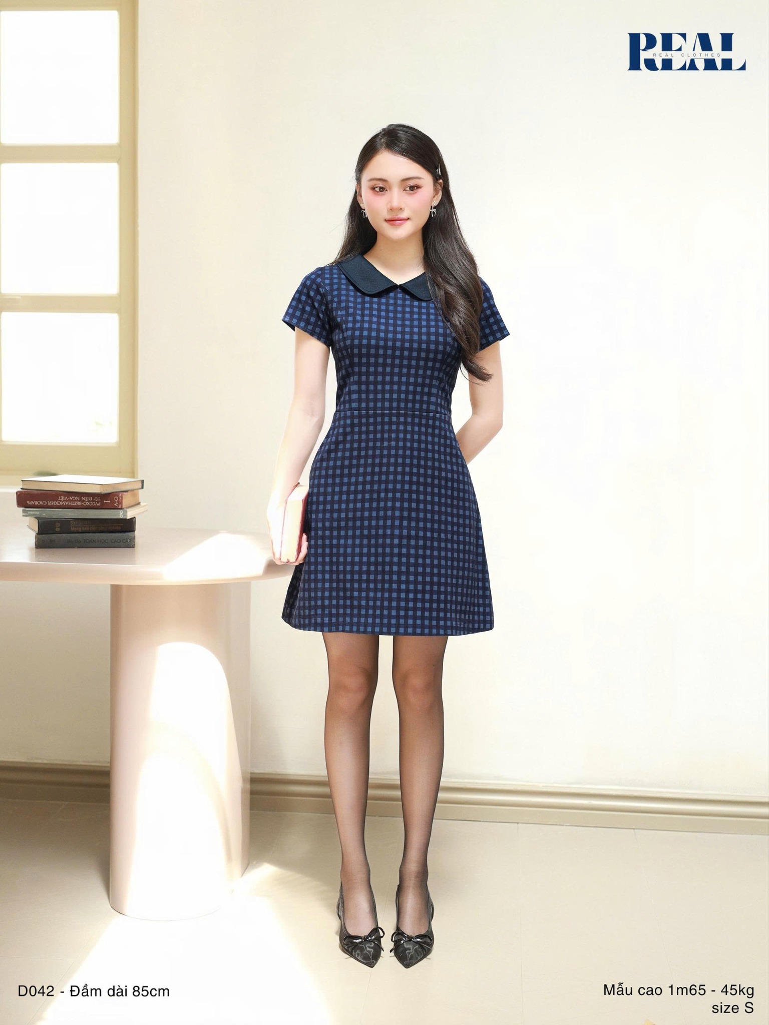 Đầm Jennie form A cổ lá sen ô xanh