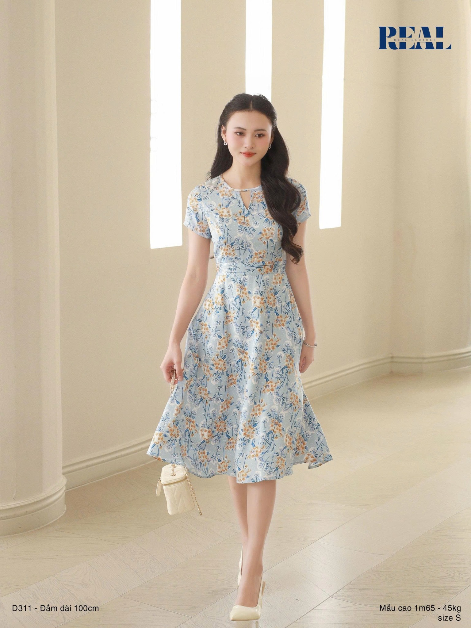 Đầm cổ tròn cách điệu hoa SALE