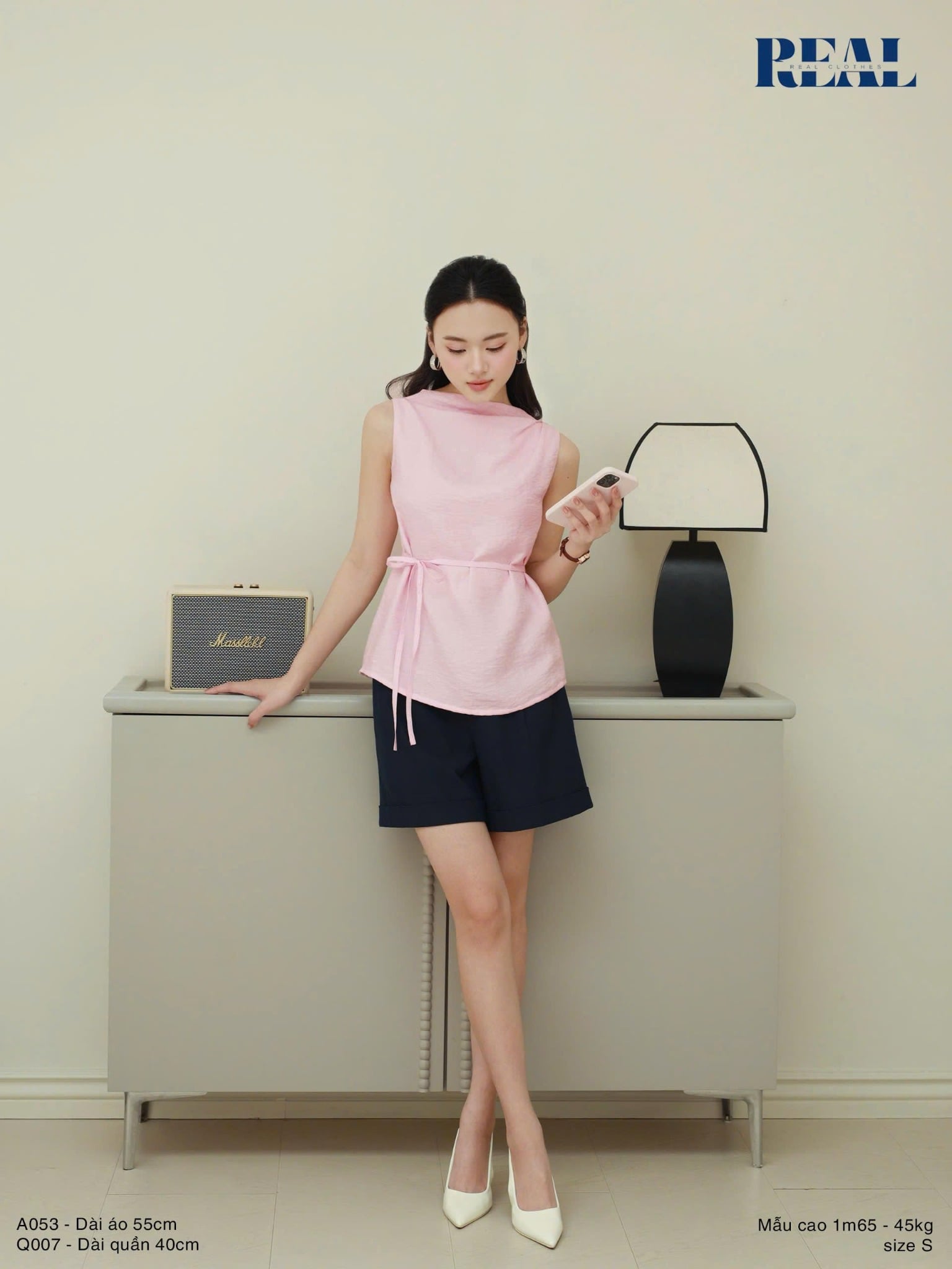 Quần short lật lai xanh đen