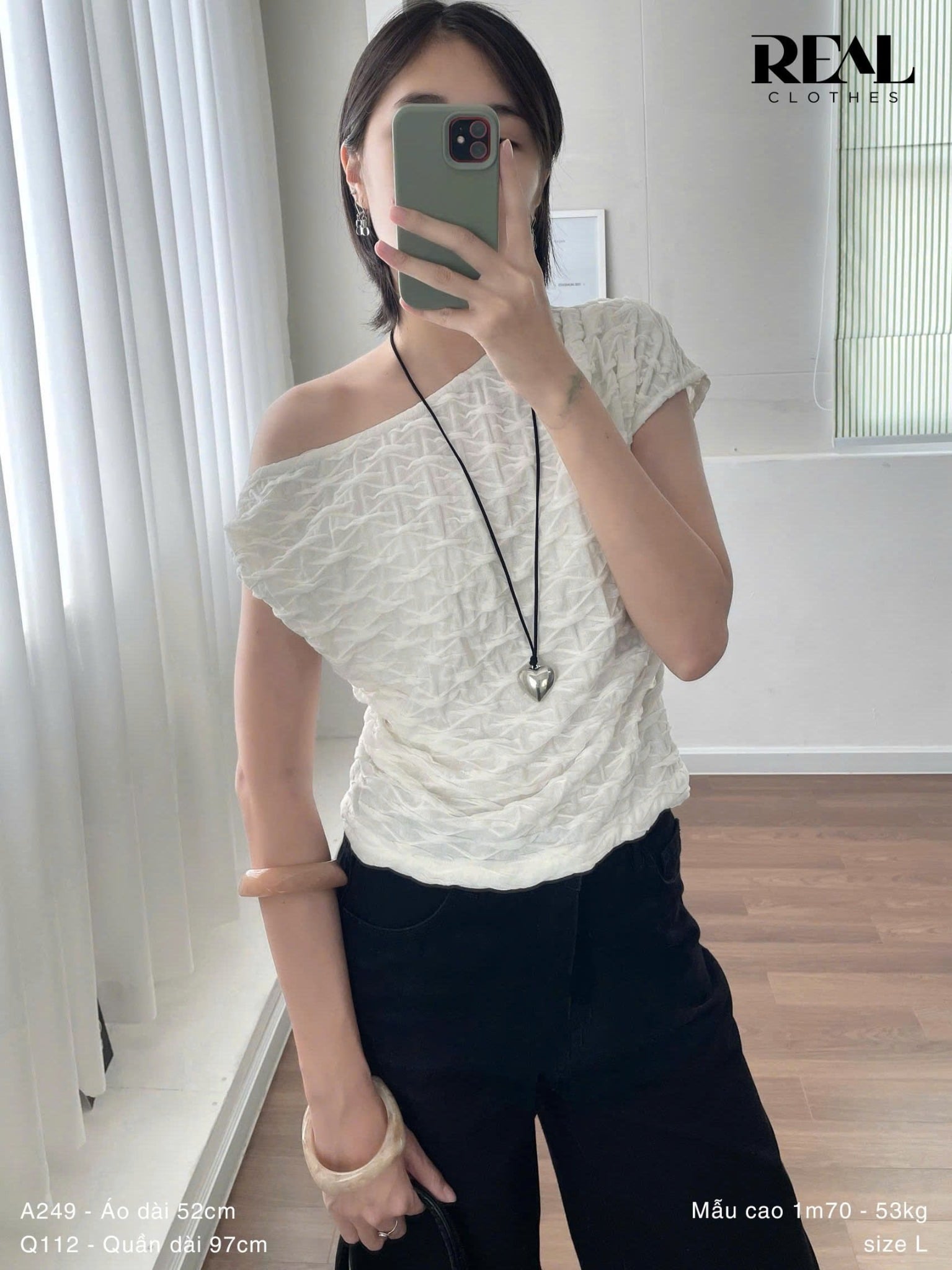 Áo lệch vai trắng SALE