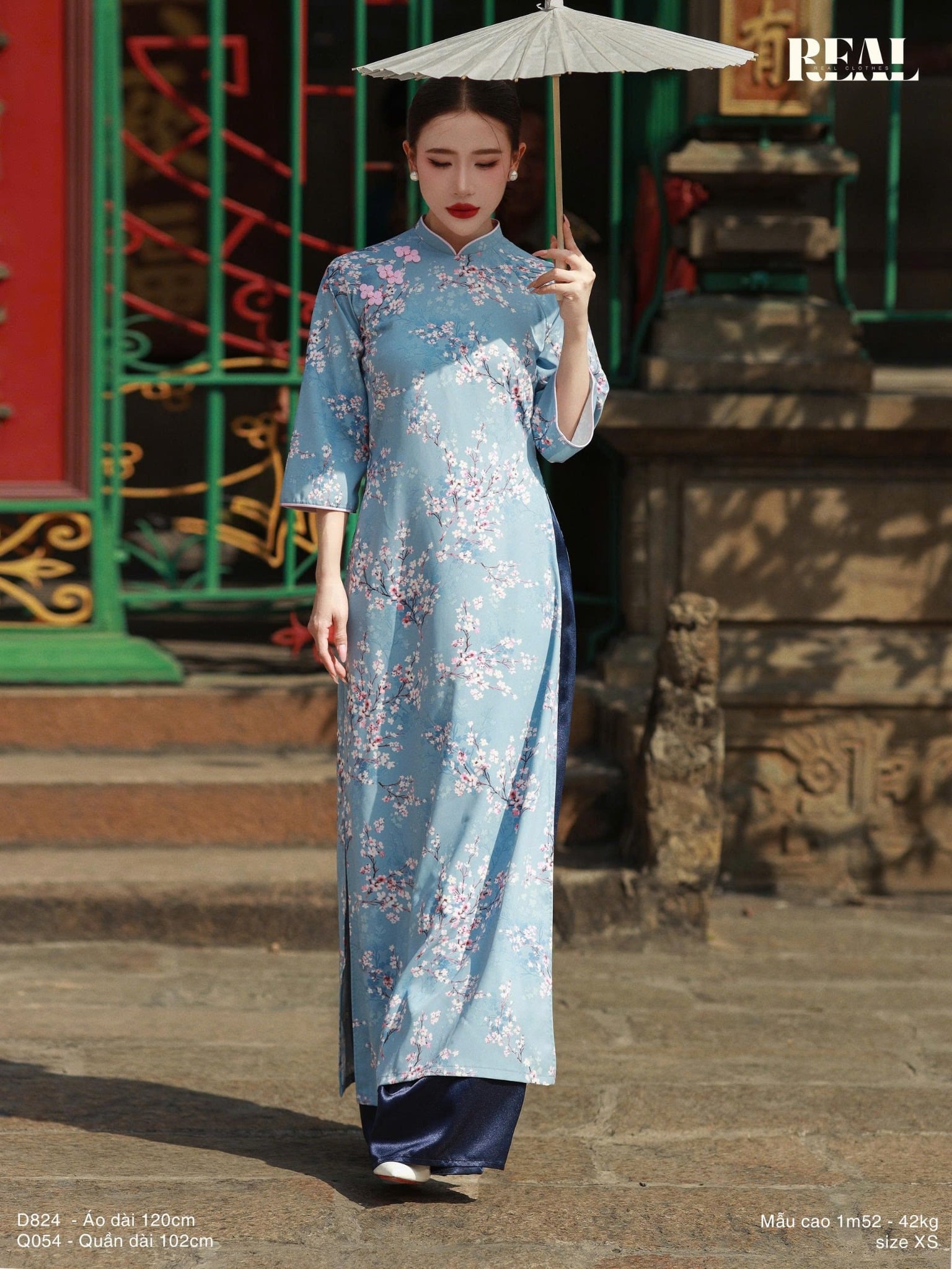 Áo dài cách tân Hoa Đào