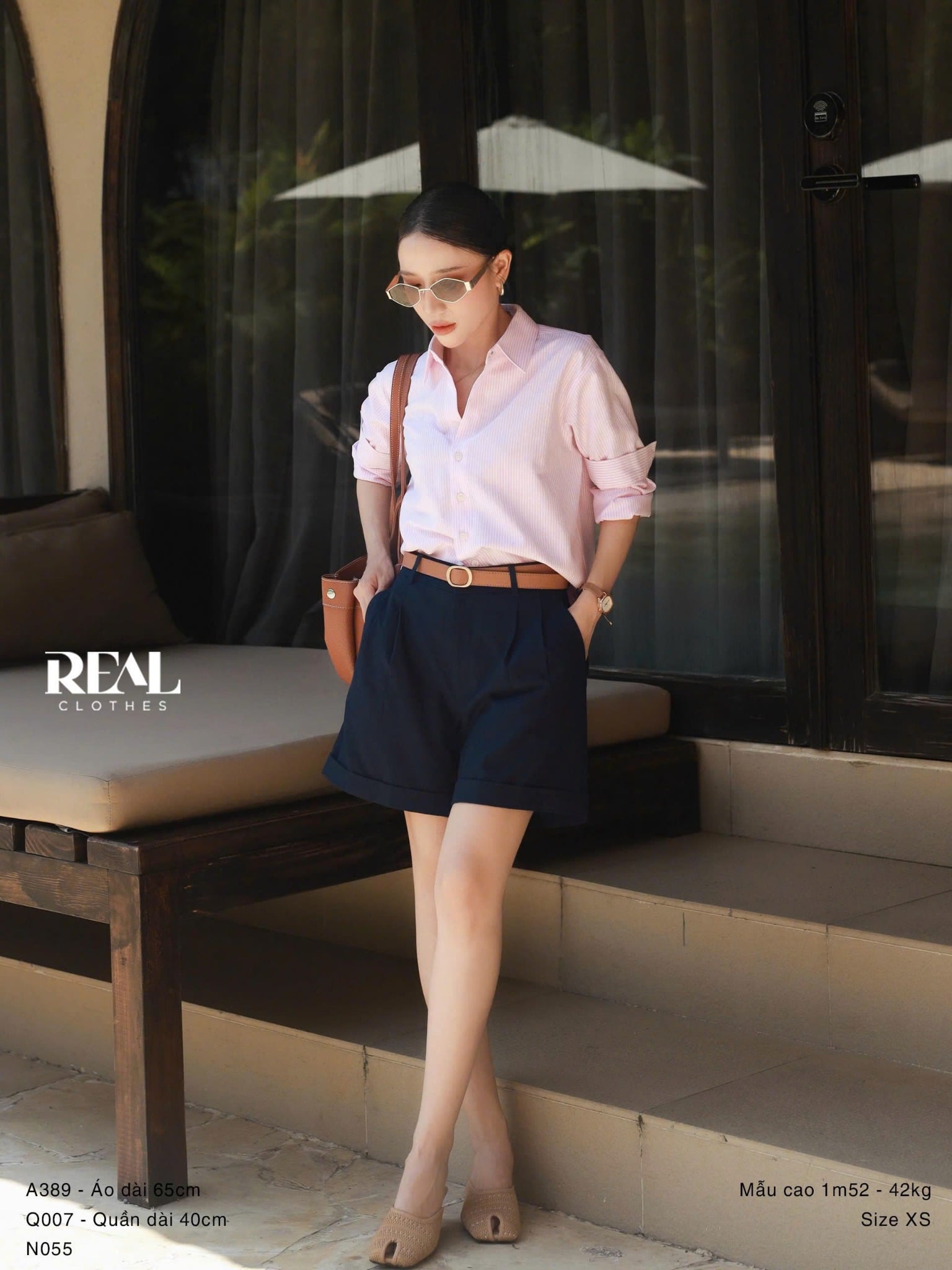 Quần short lật lai xanh đen