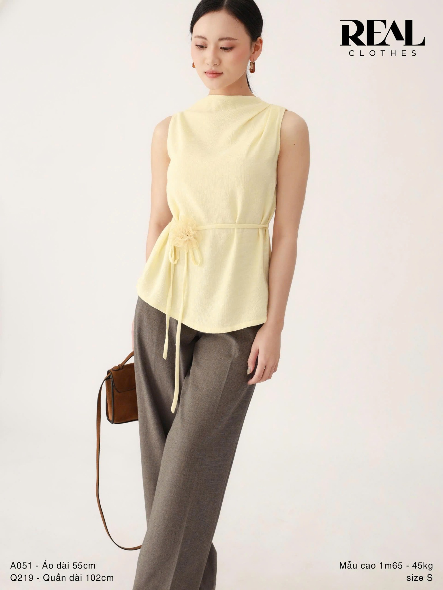 Áo Janet vàng mỡ gà