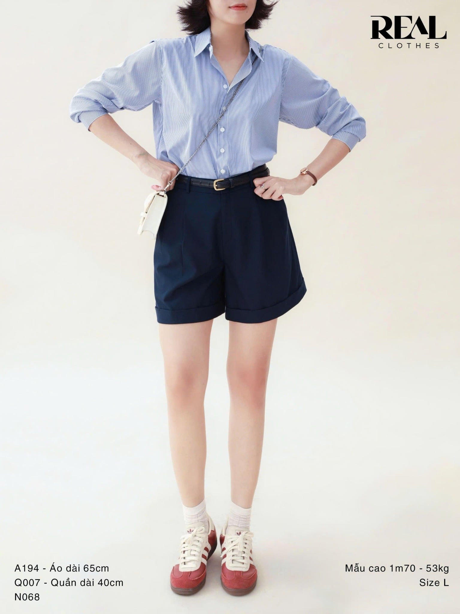 Quần short lật lai xanh đen