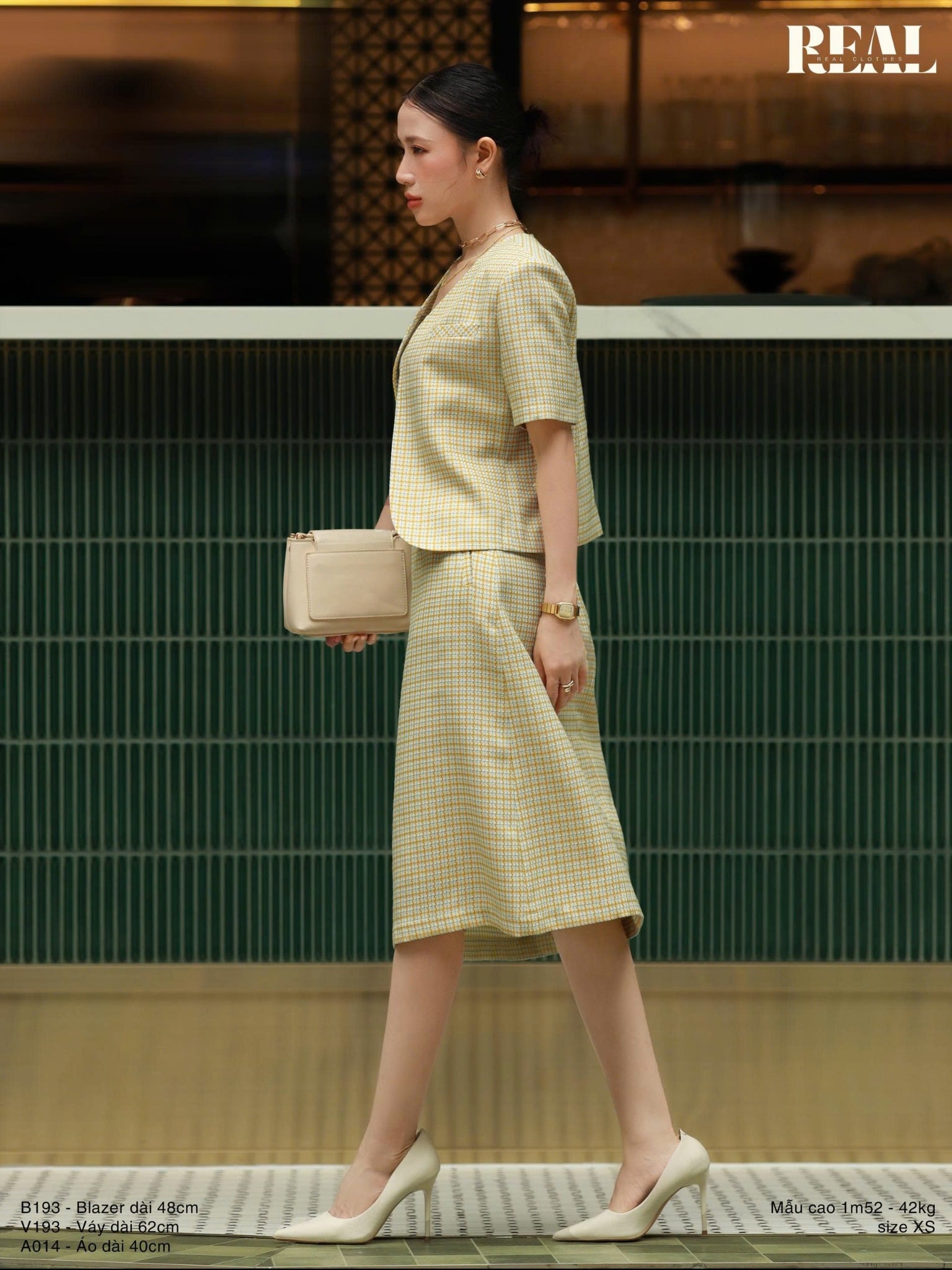 Váy Tokyo midi caro vàng