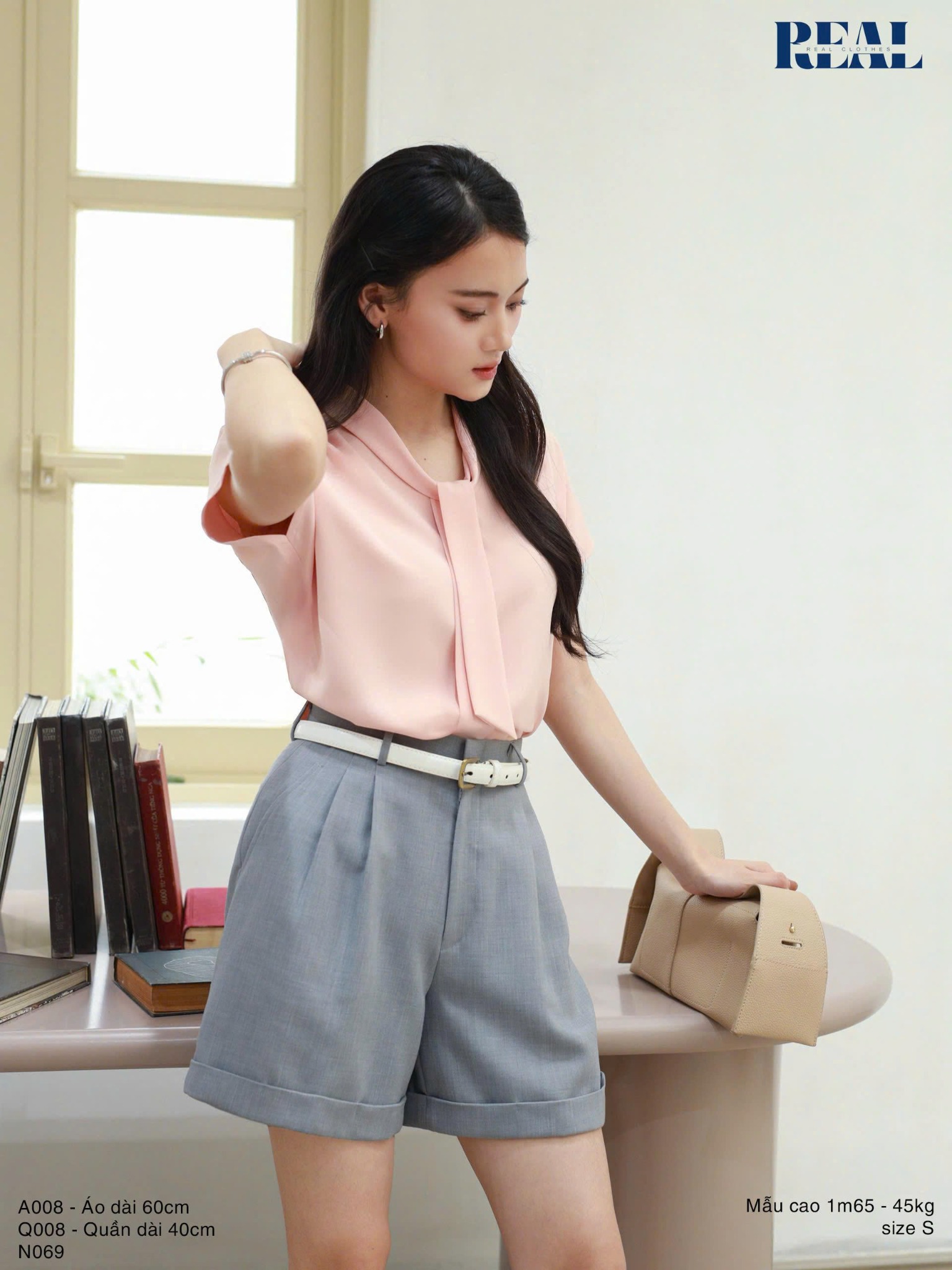 Quần short lật lai xám