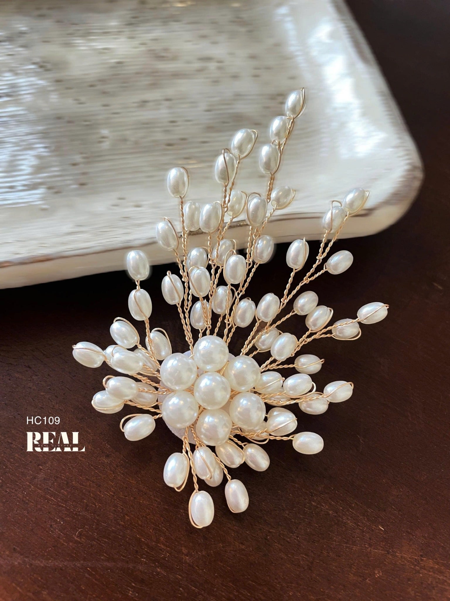 Cài áo hoa ngọc trai