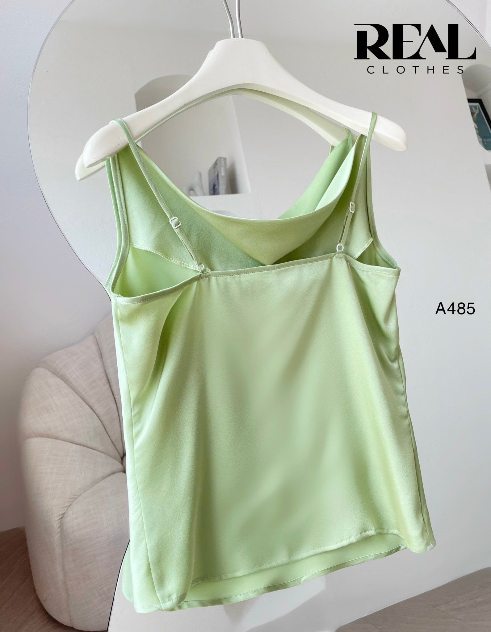 Áo cổ đổ SALE - size XS