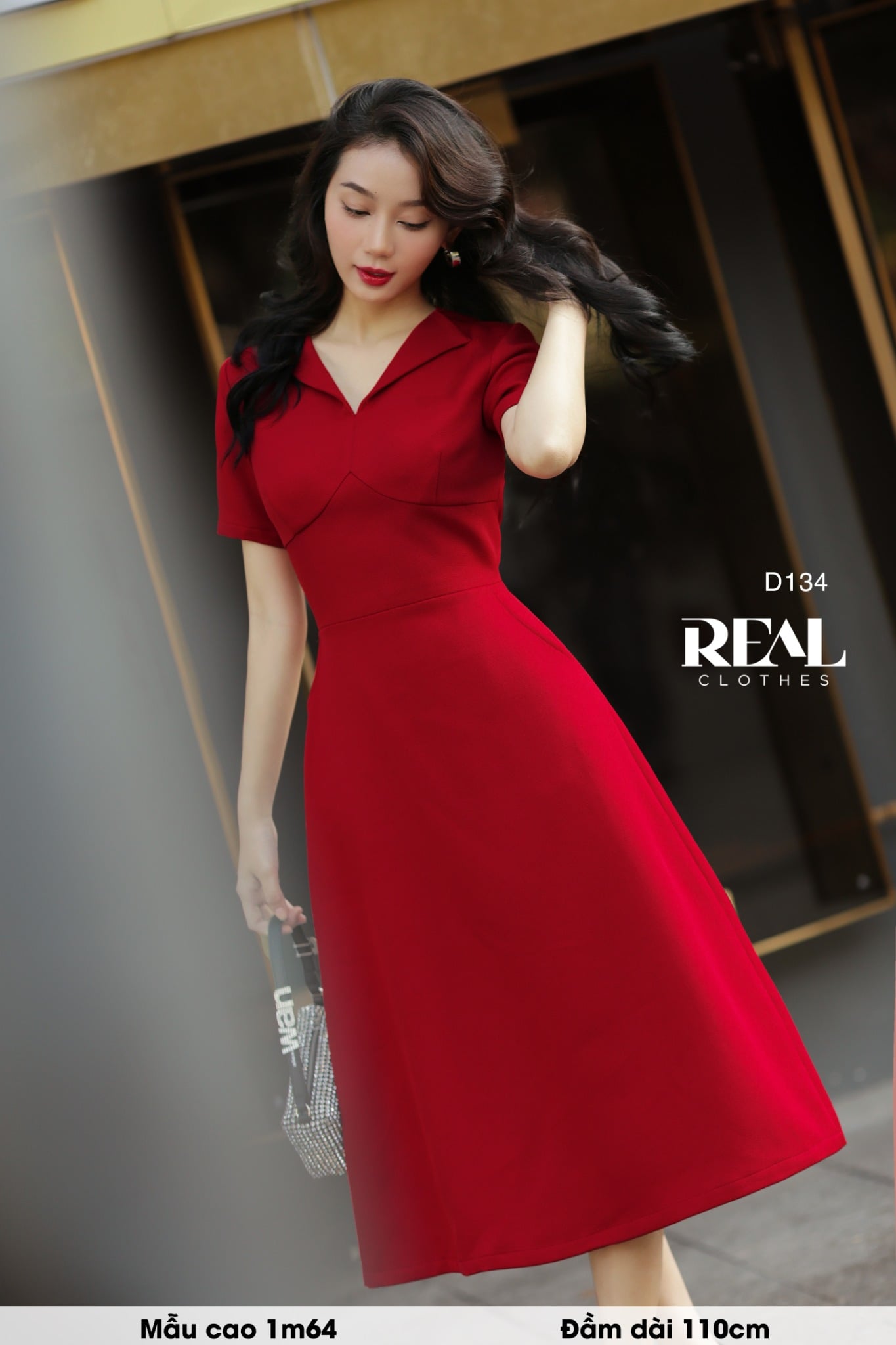 Đầm cúp ngực midi