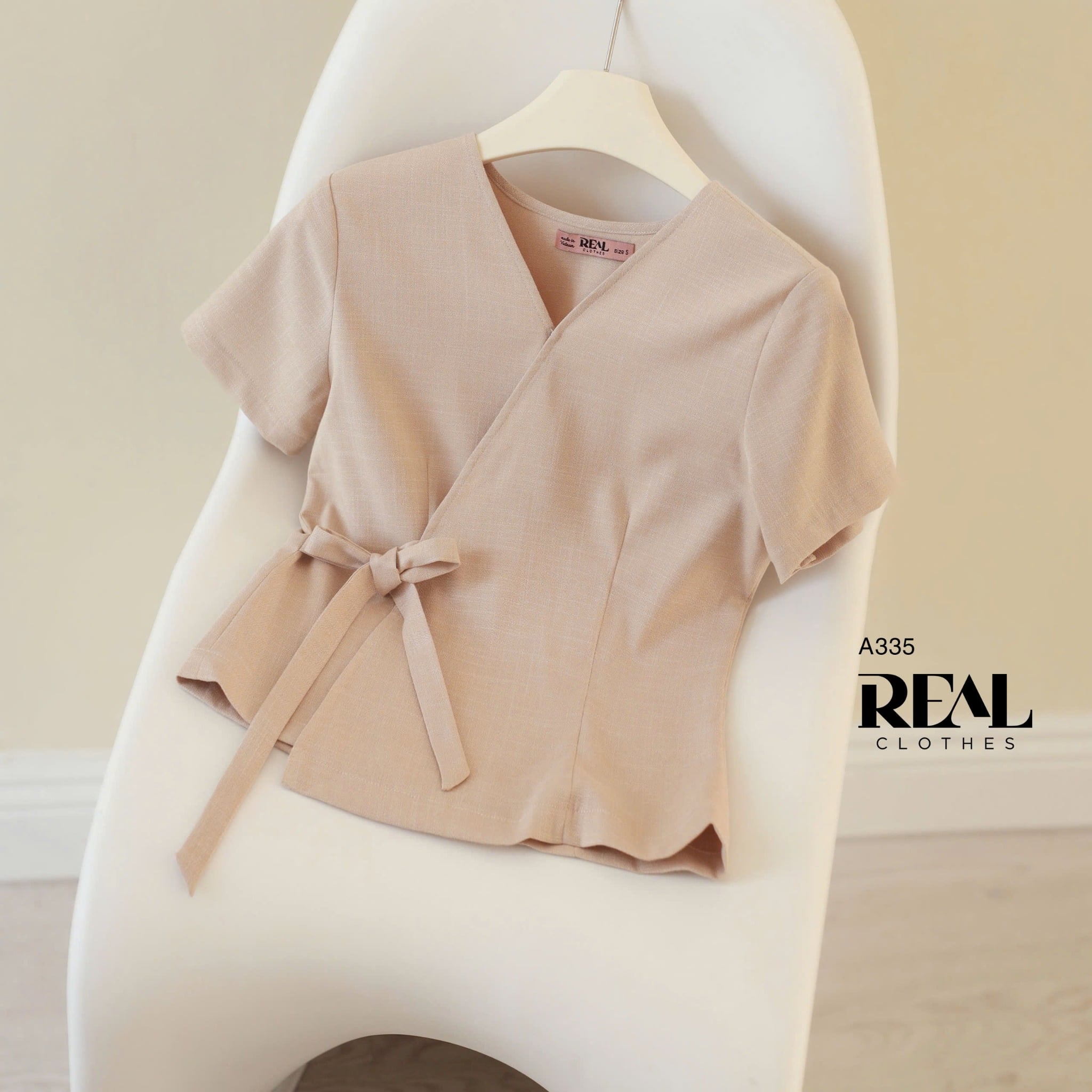 Áo chéo linen bạc xỉu SALE