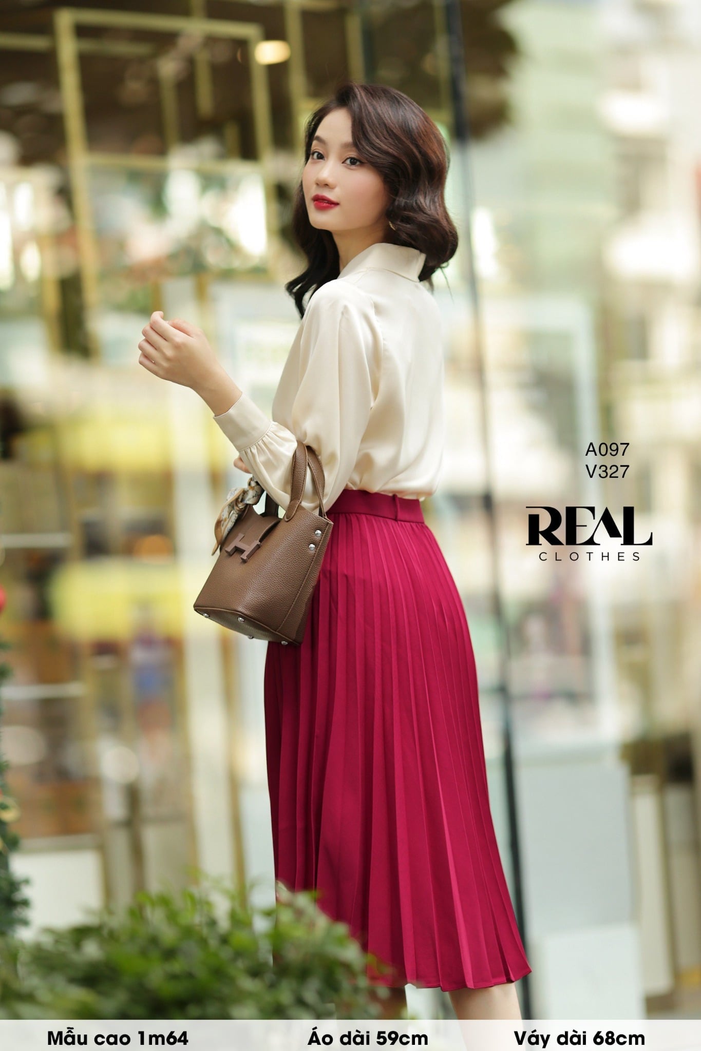 Áo Sarah lụa SALE