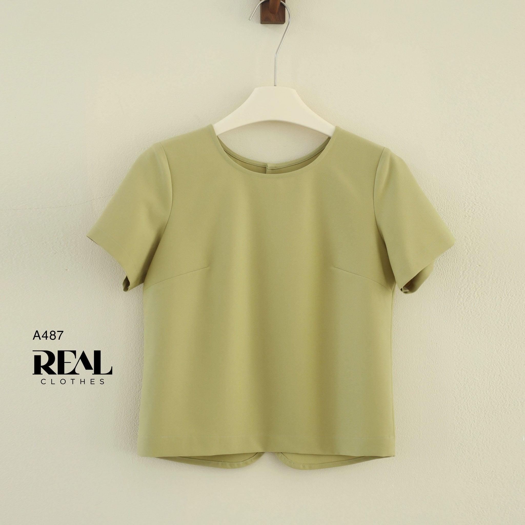 Croptop nút SALE