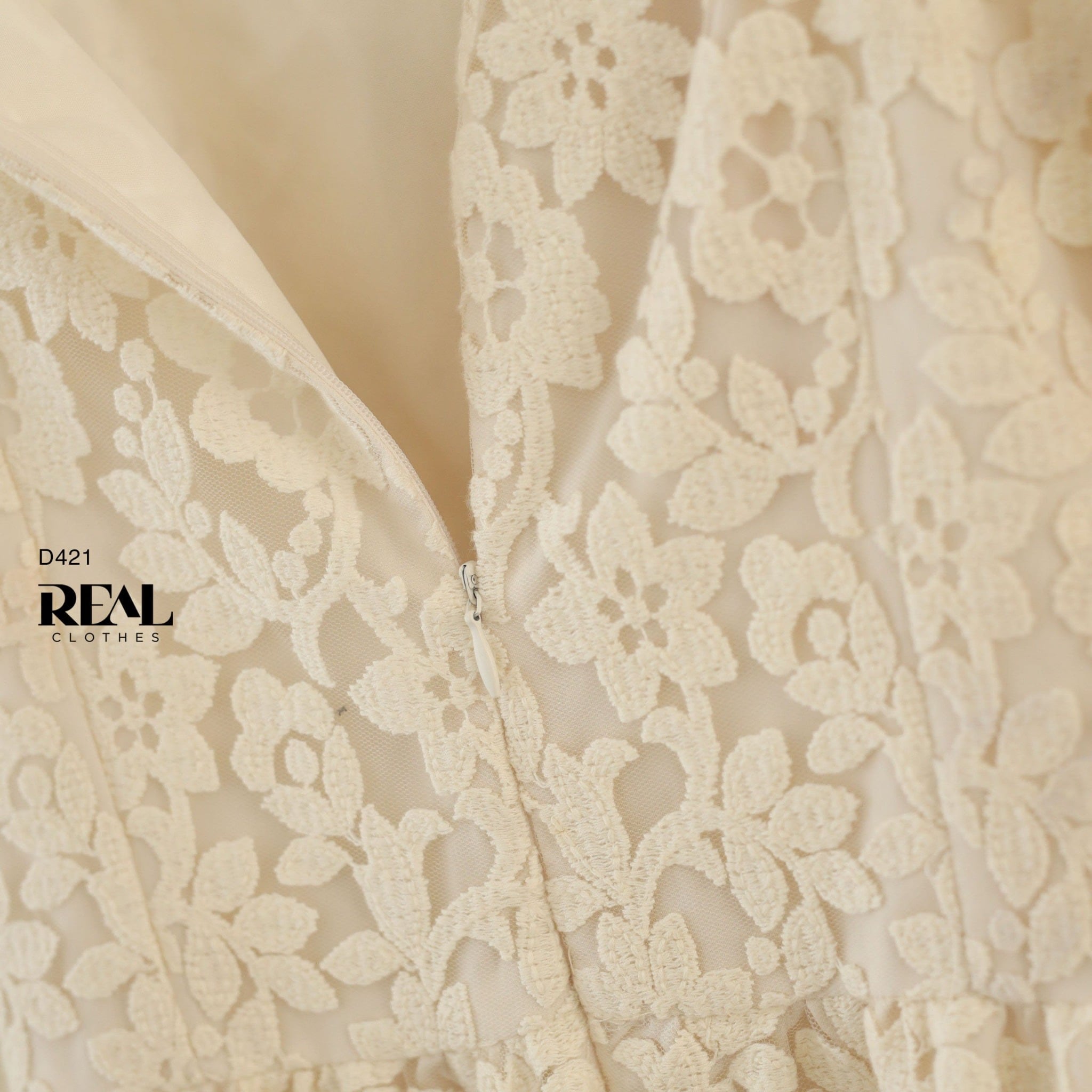 Đầm midi ren hoa SALE