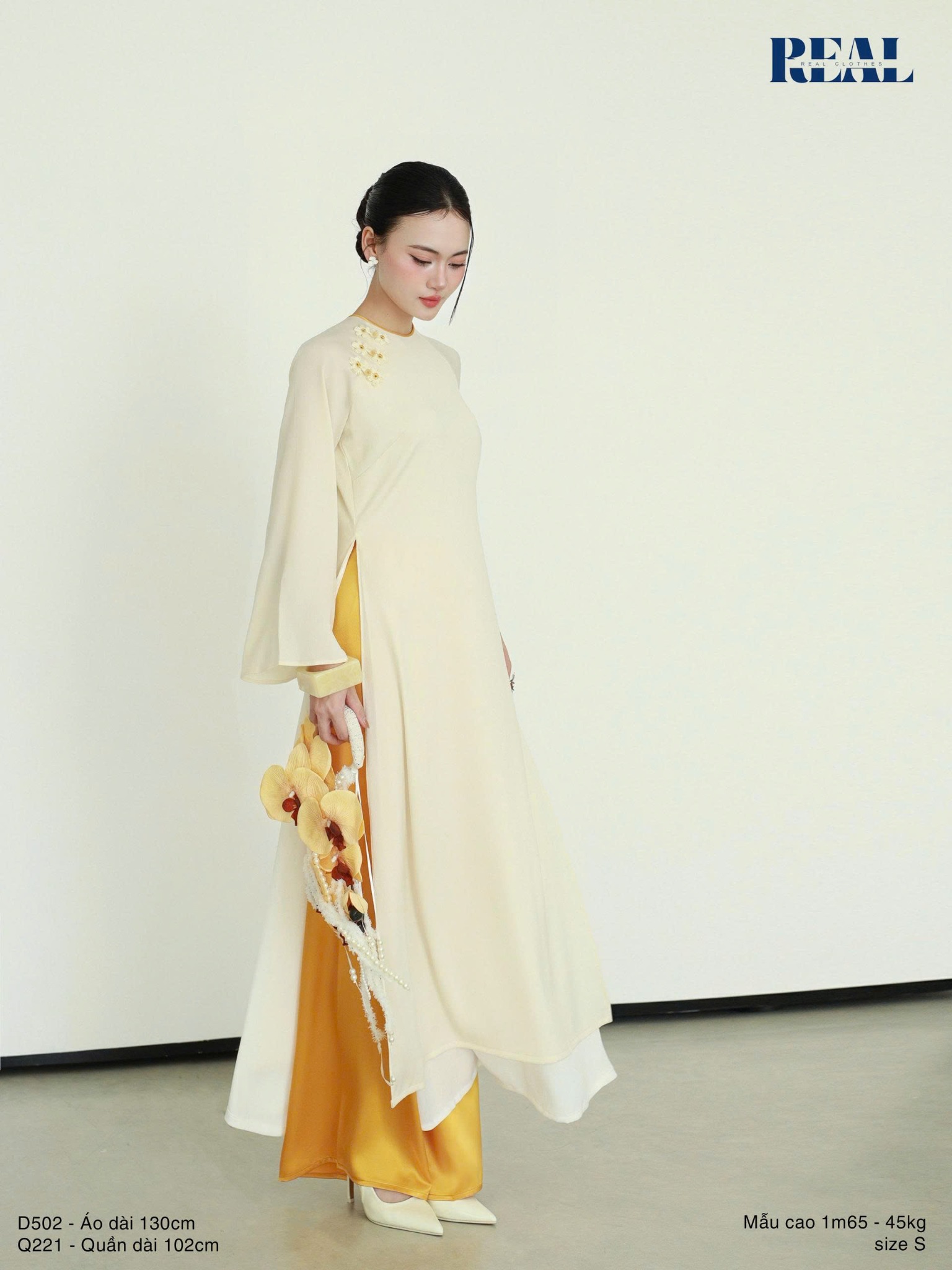 Áo dài 2 tà Nắng Mai