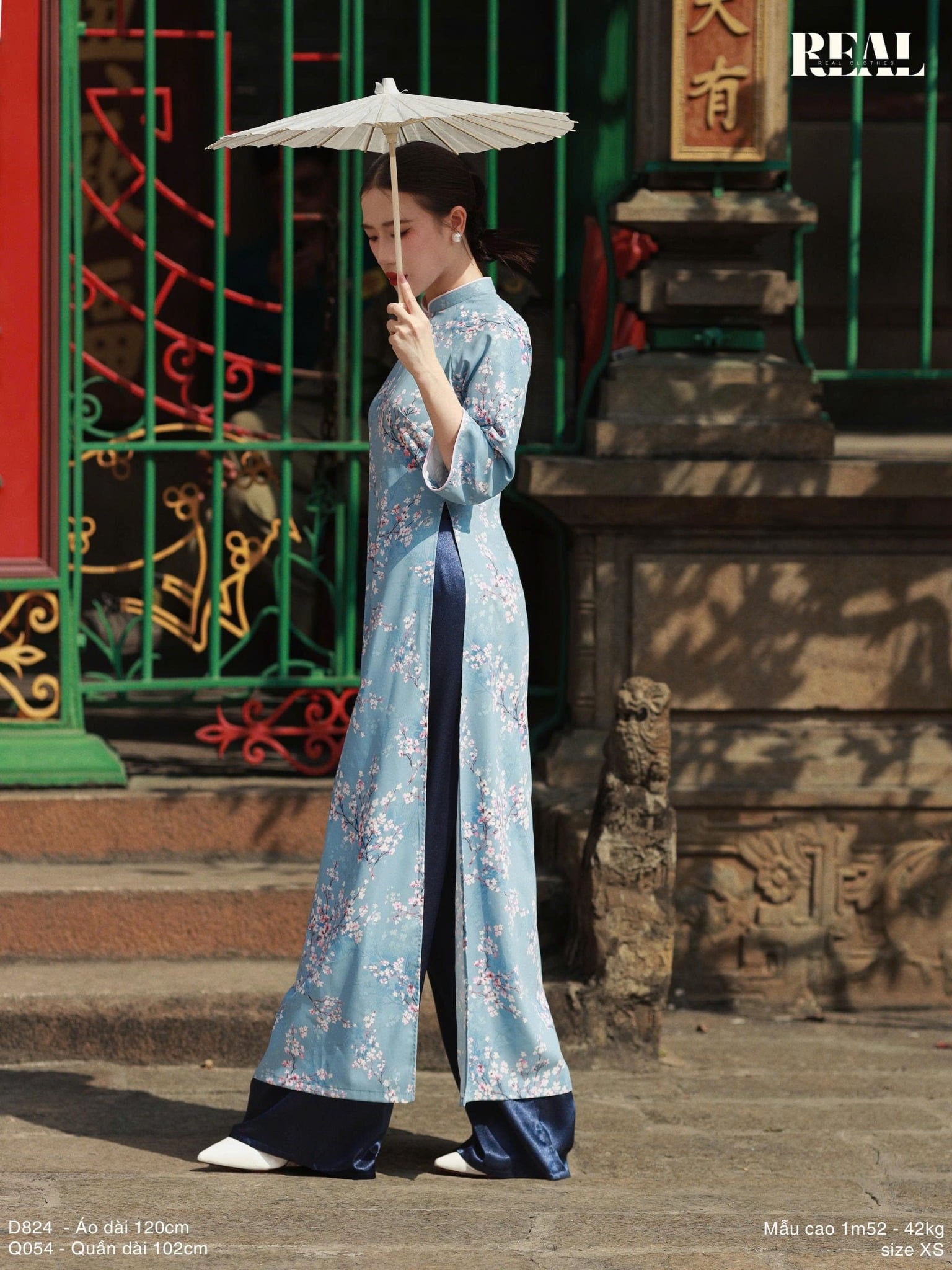 Áo dài cách tân Hoa Đào