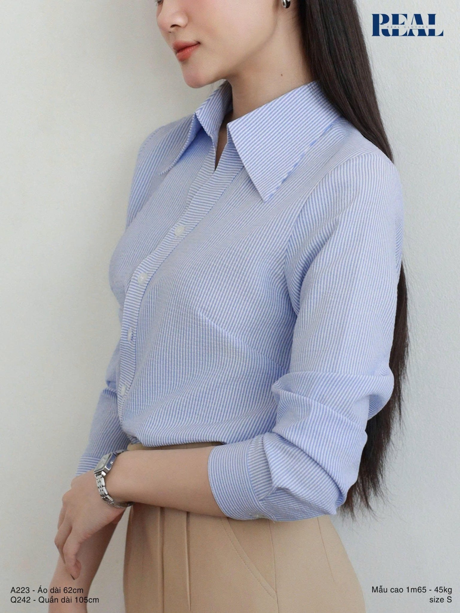 Sơ mi cổ V tay dài sọc xanh