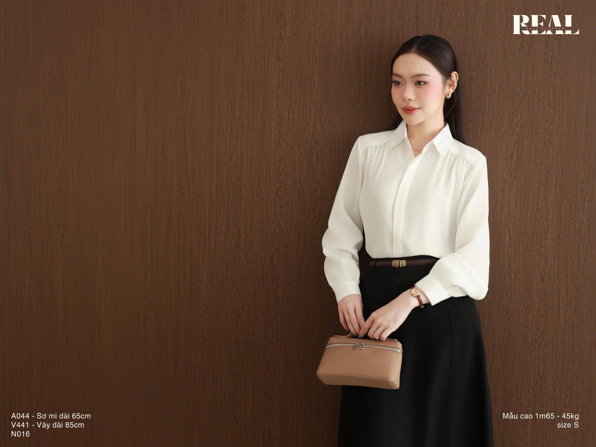 Sơ mi Tulip trắng