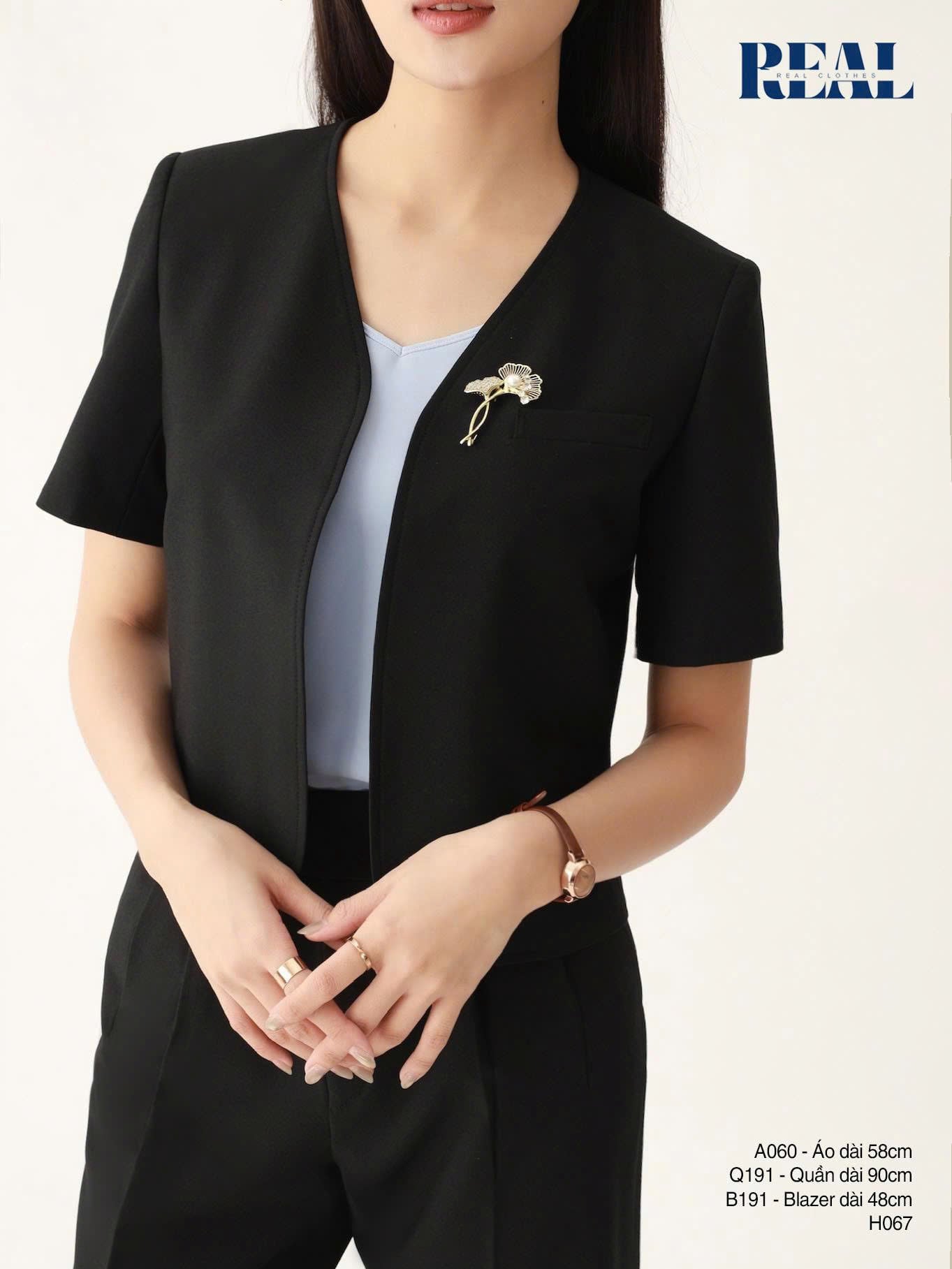  Vest Sunny đen 2026 