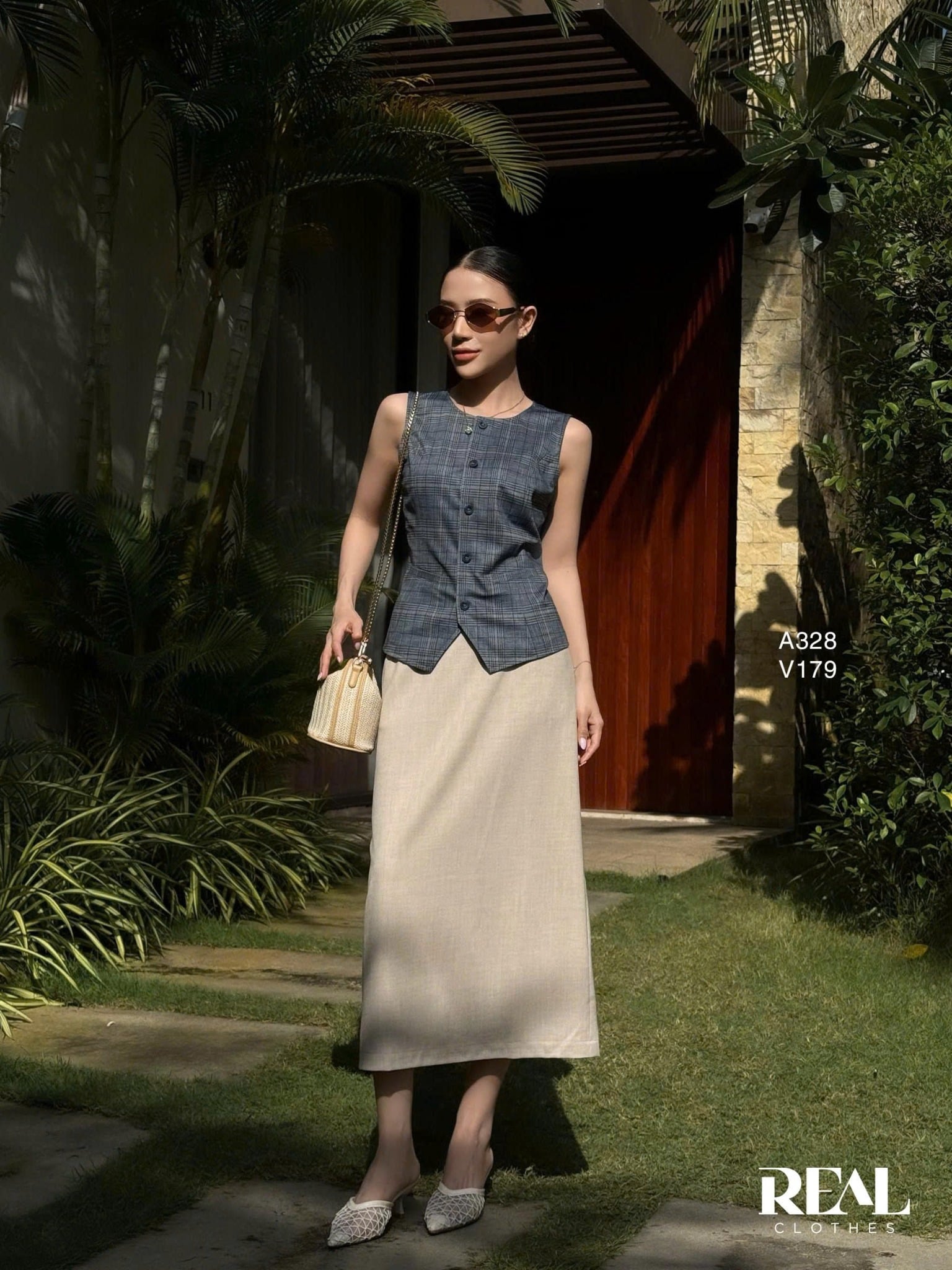 Váy Japan dài kem gân