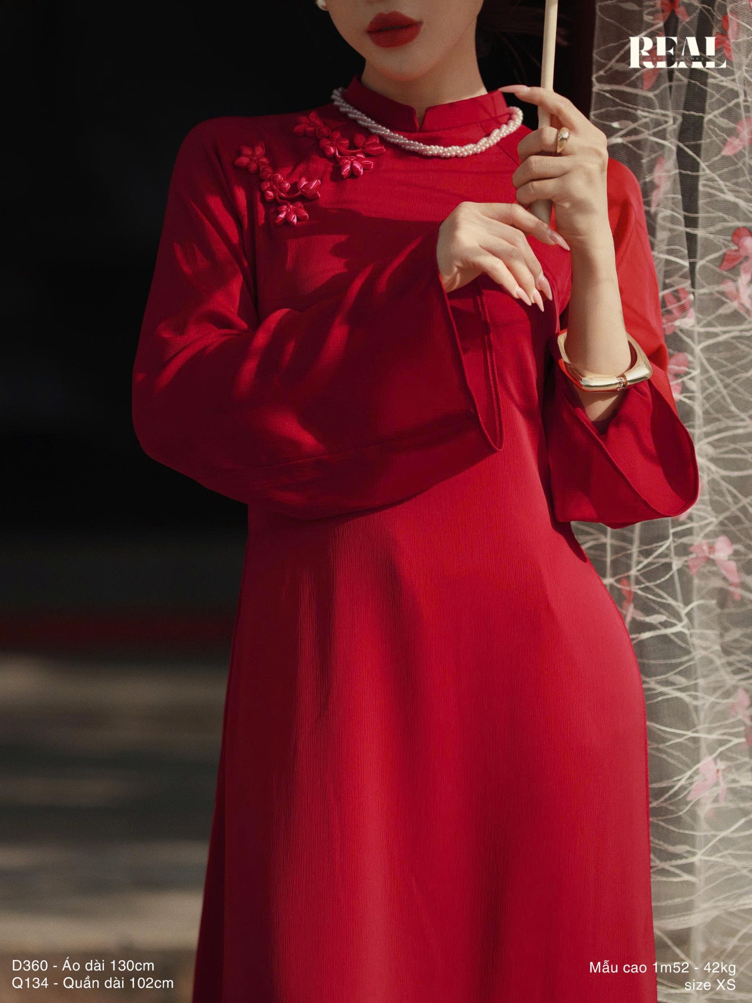 Áo dài cách tân Đoàn Viên