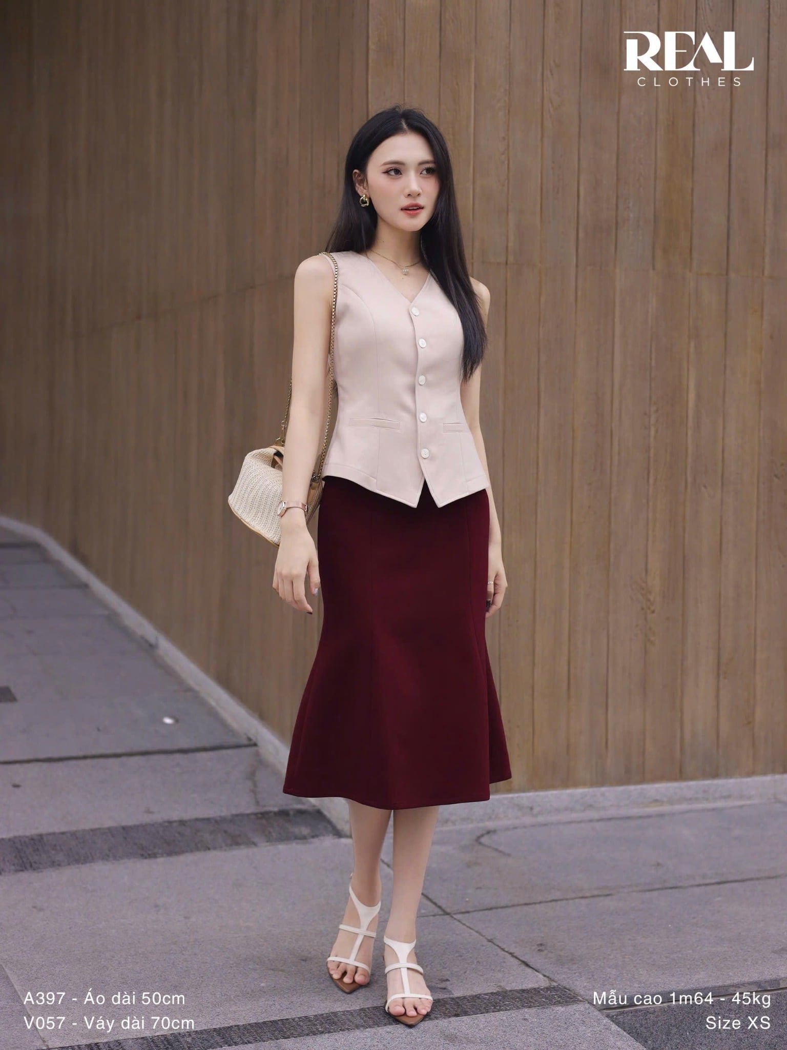 Váy 8 mảnh đổ đô