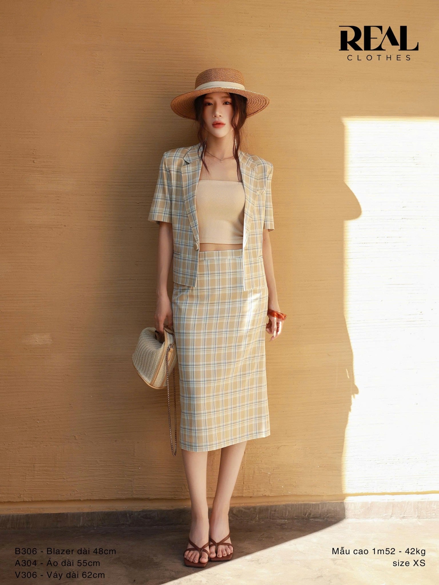 Váy Japan caro vàng