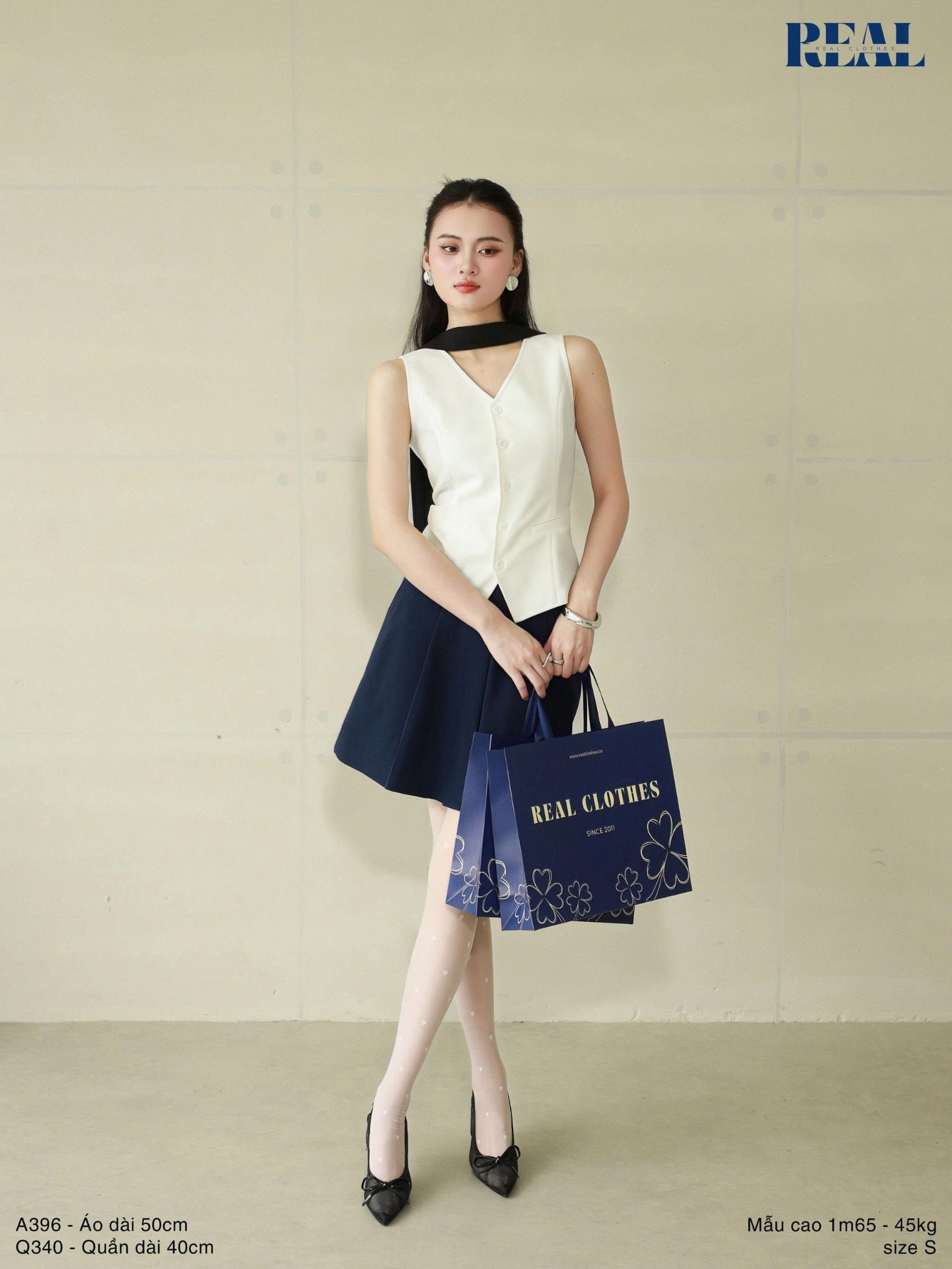 Áo kiểu ghile trắng