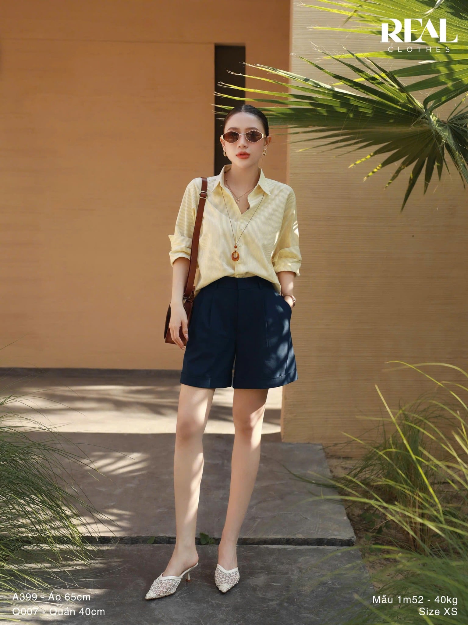 Quần short lật lai xanh đen