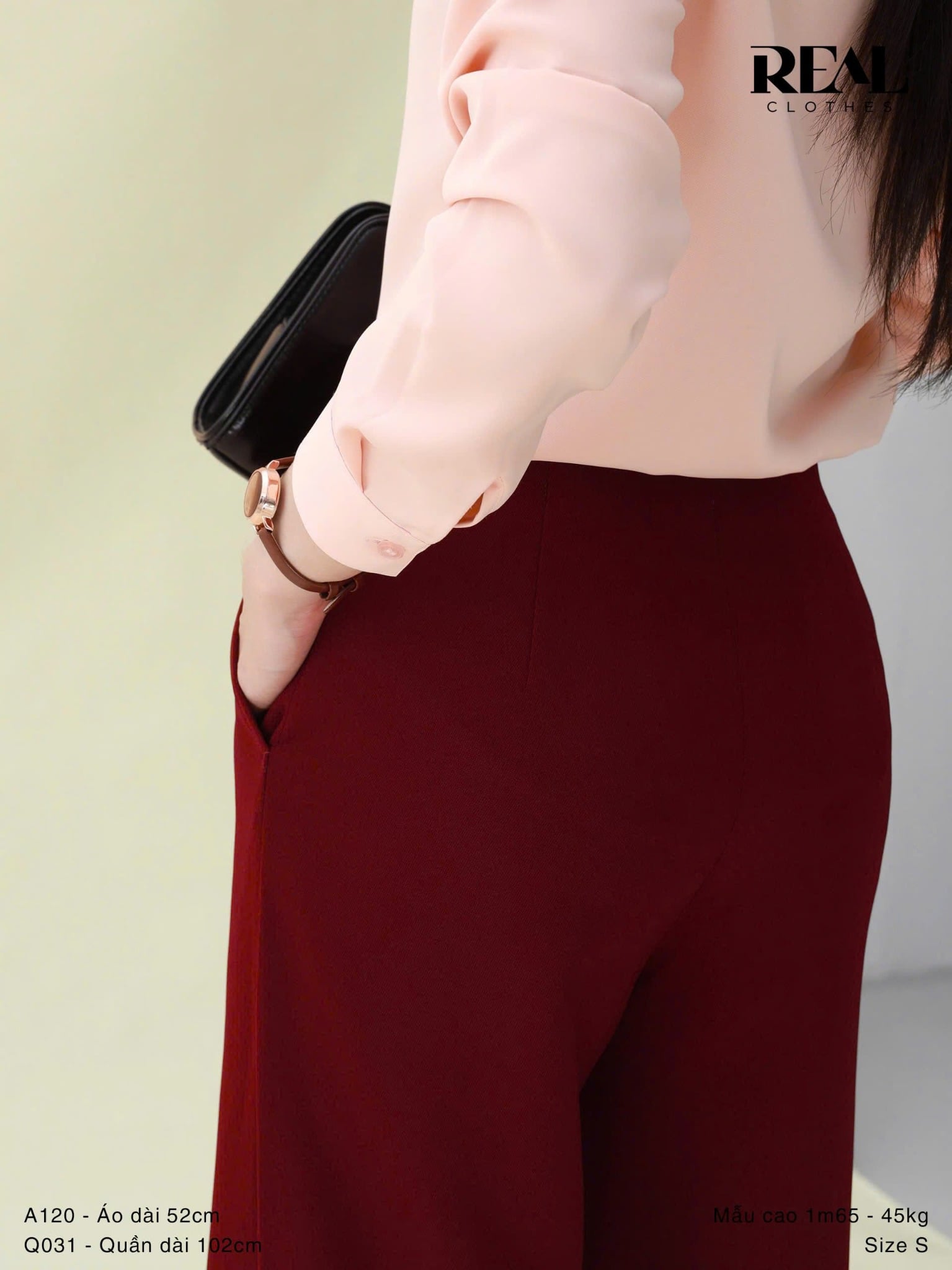 Áo cổ lật cam nhạt