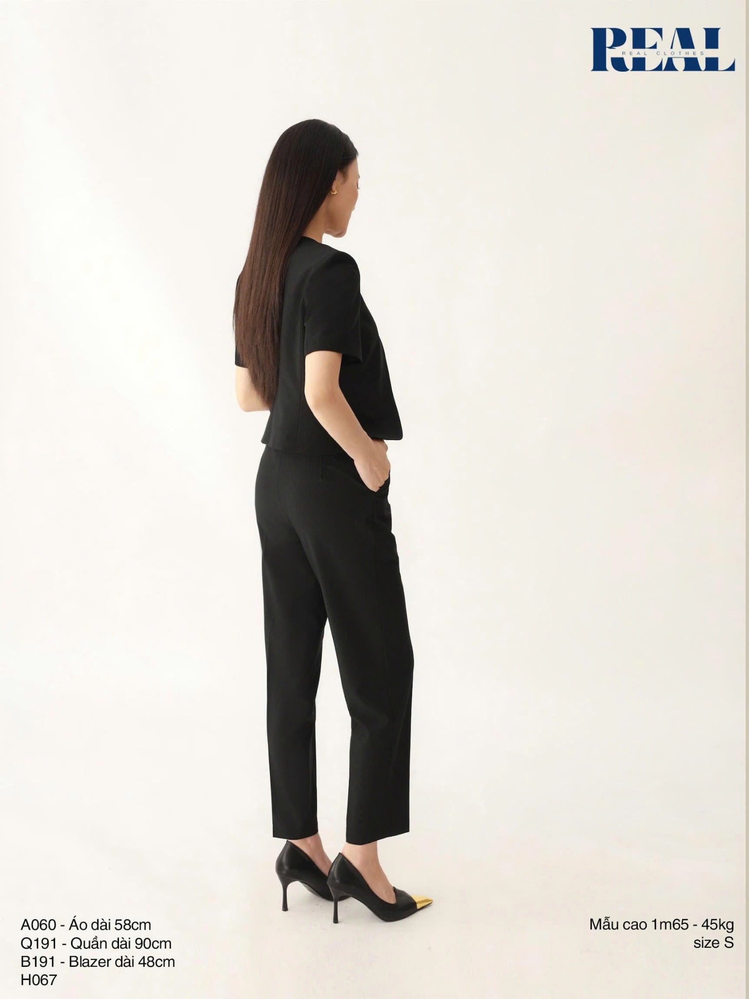 Vest Sunny đen 2026