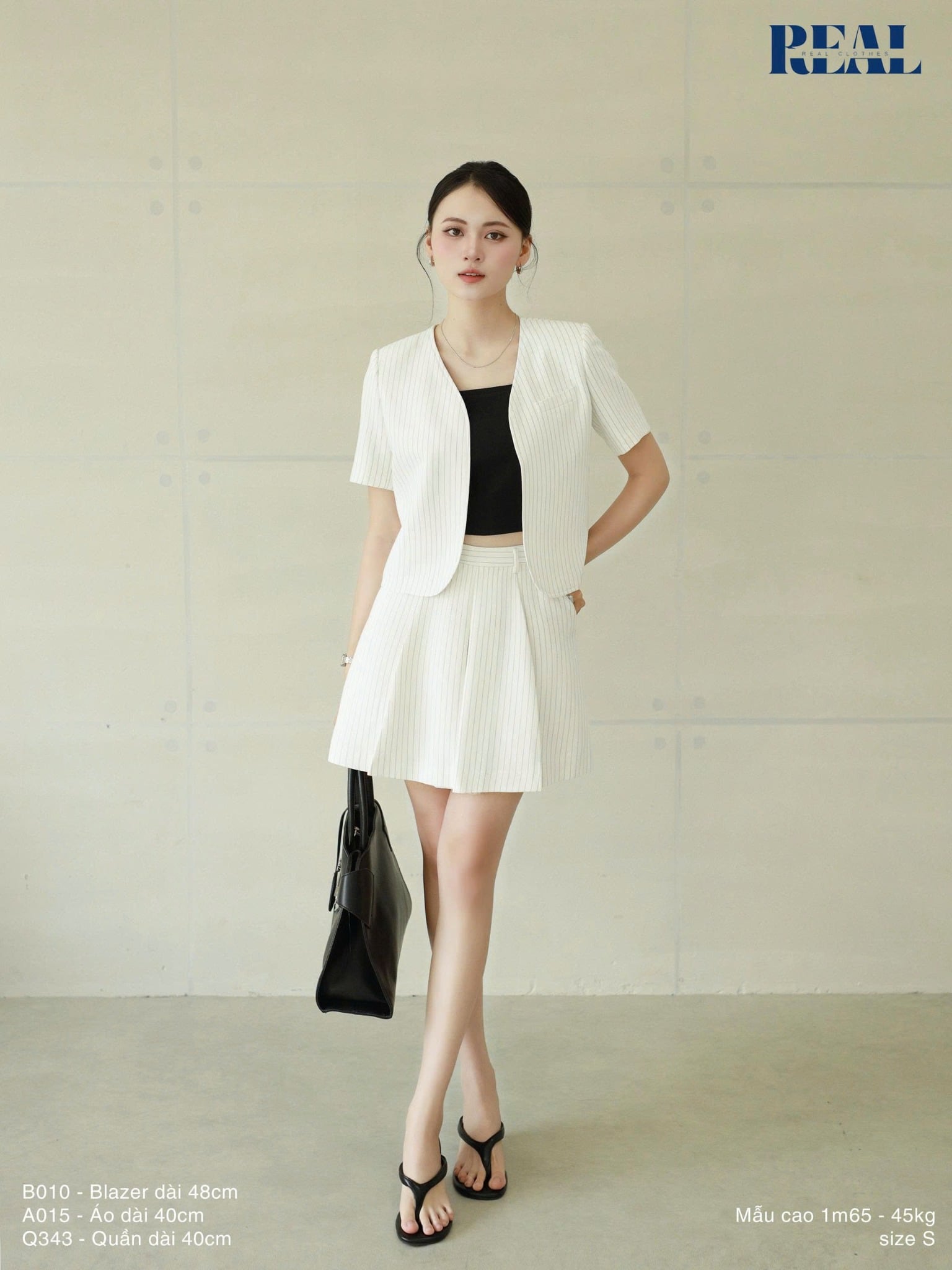 Vest Sunny sọc trắng