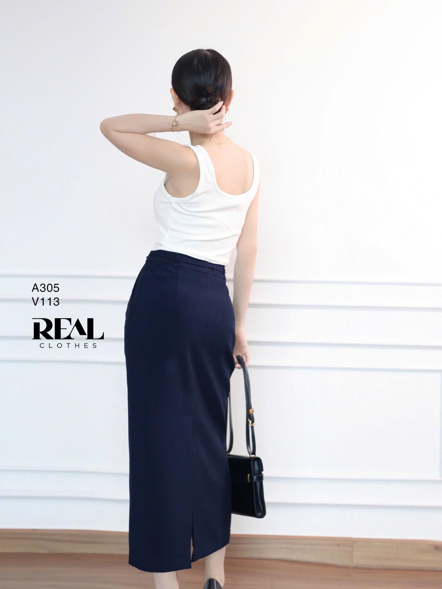 Áo tank top cổ U trắng SALE