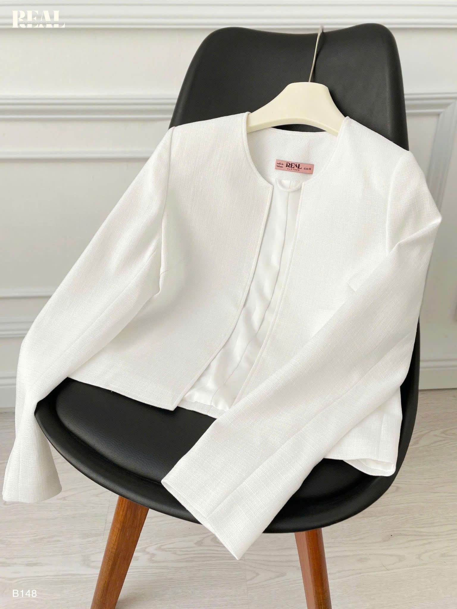 Blazer cổ tròn