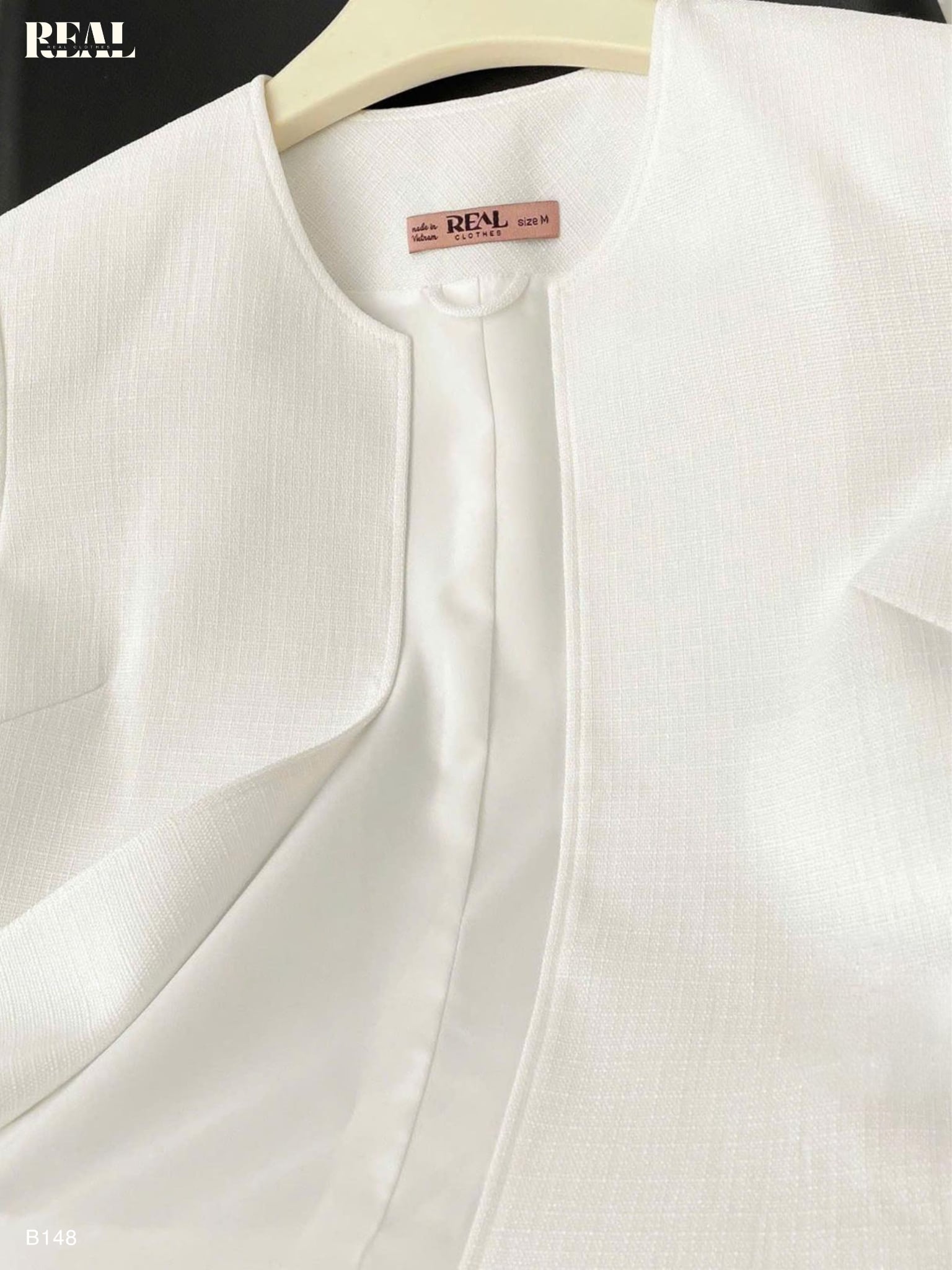 Blazer cổ tròn