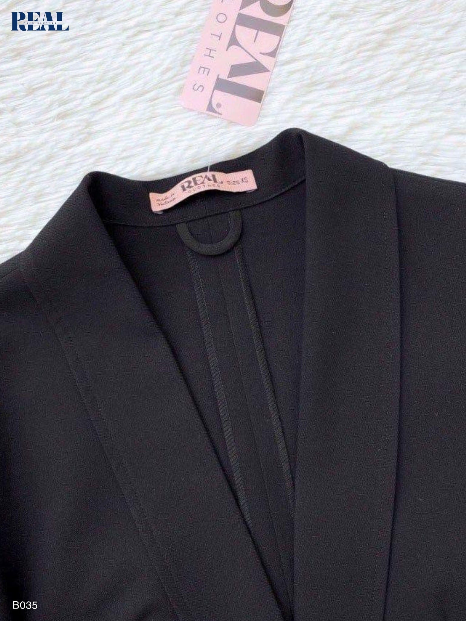 Blazer ngắn tay dài