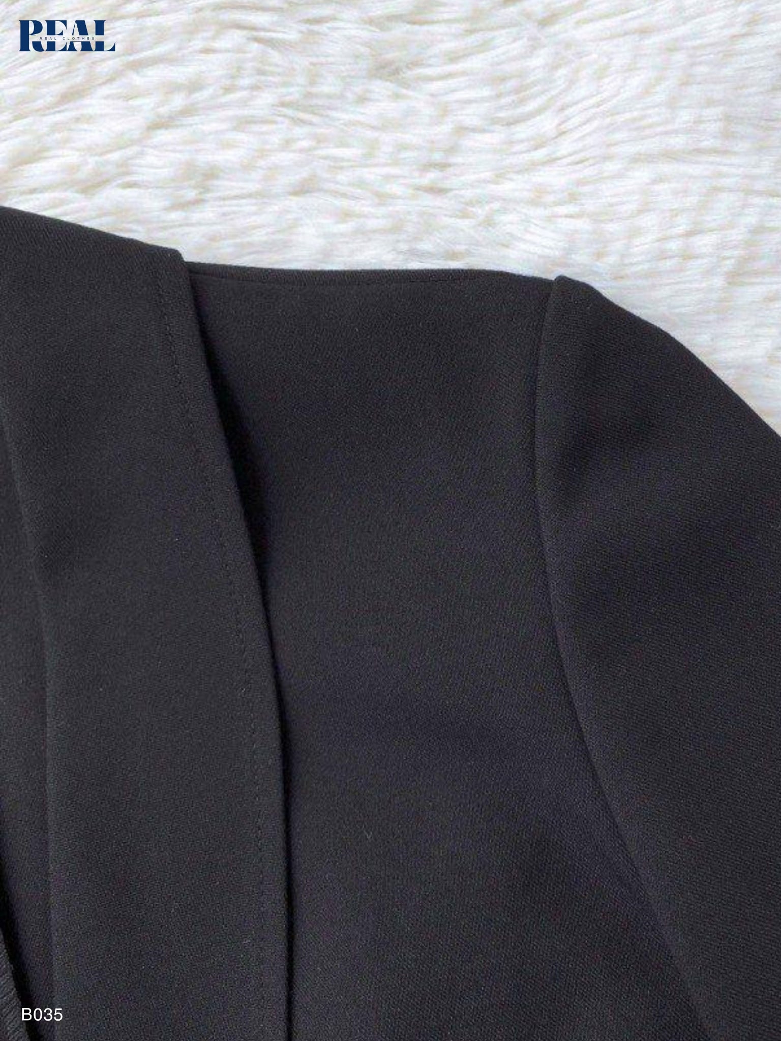 Blazer ngắn tay dài