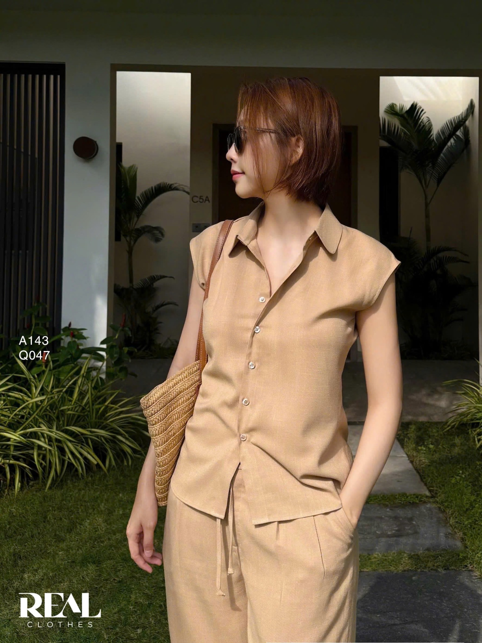 Quần suông HQ linen cafe sữa