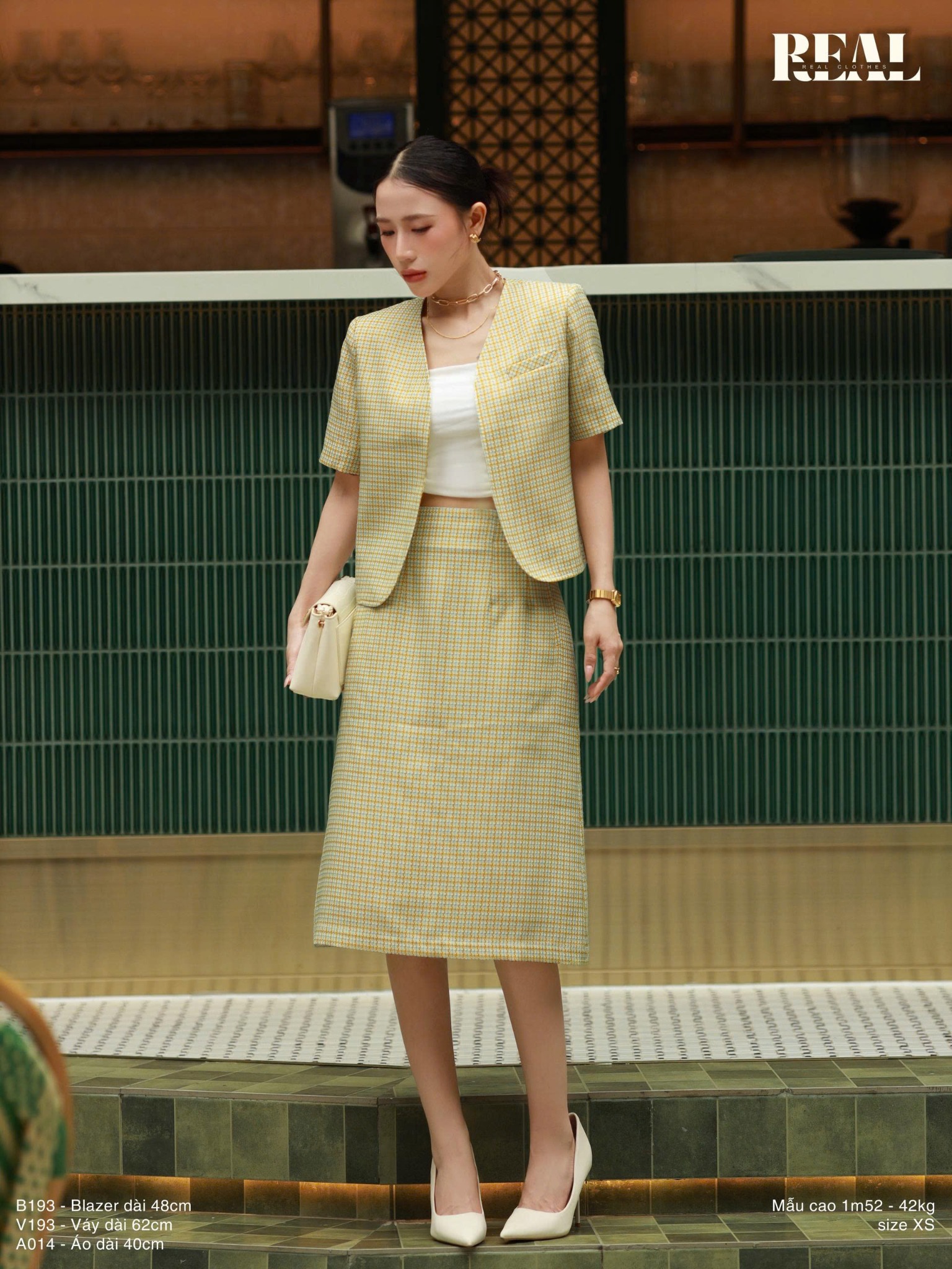 Váy Tokyo midi caro vàng