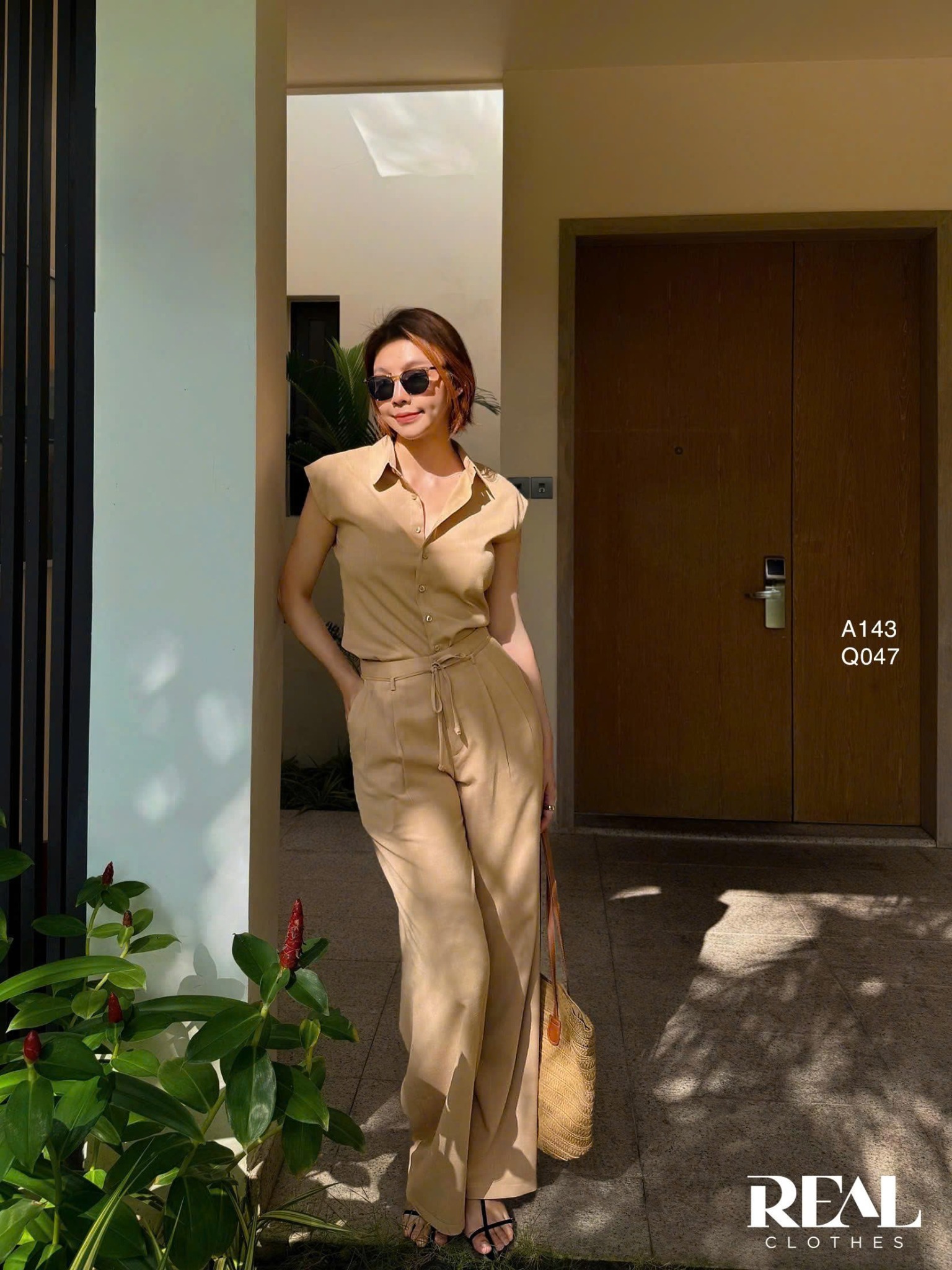 Sơ mi tay liền linen cà phê sữa