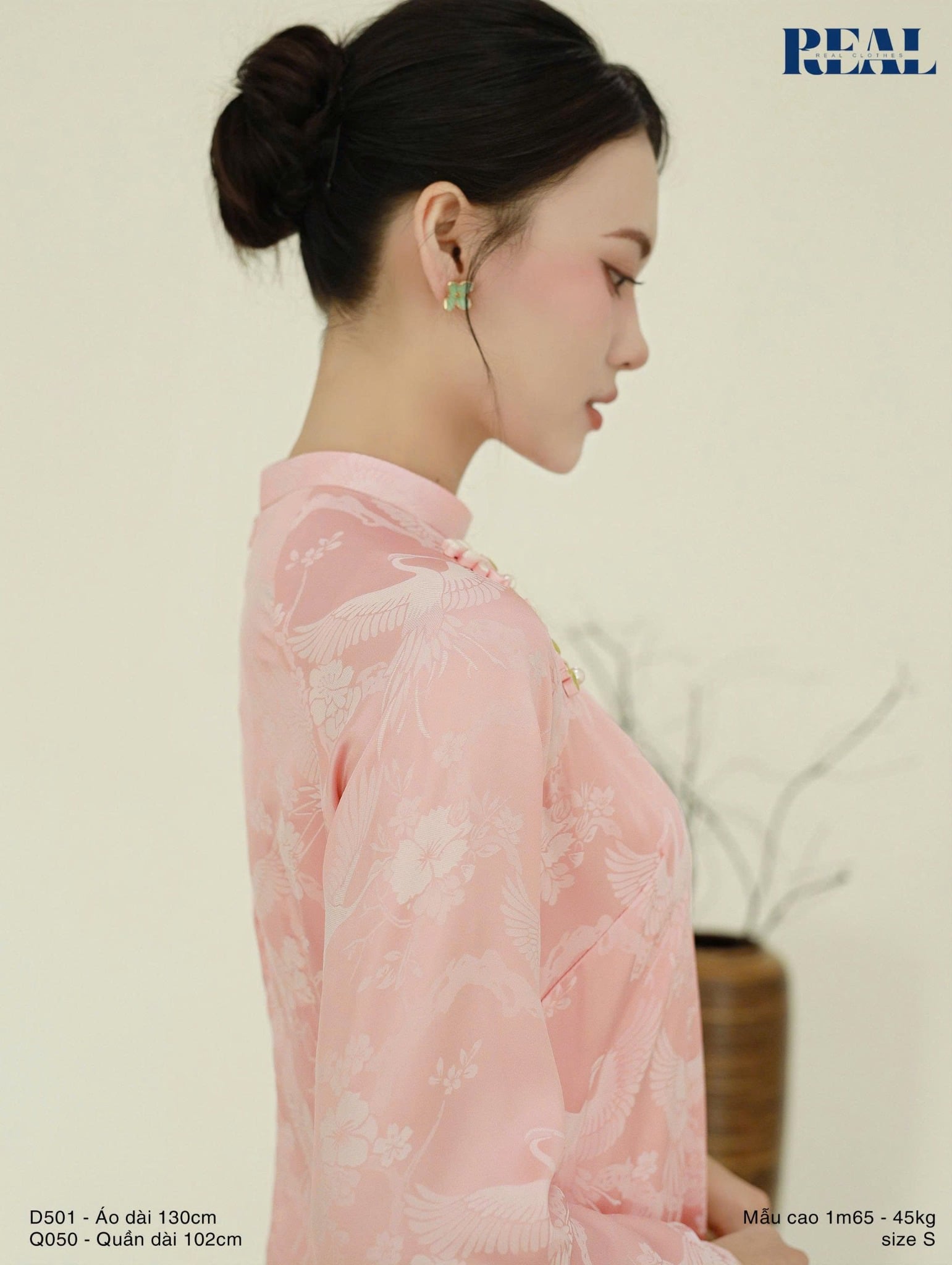 Áo dài 2 tà Lan Khuê hồng hạc