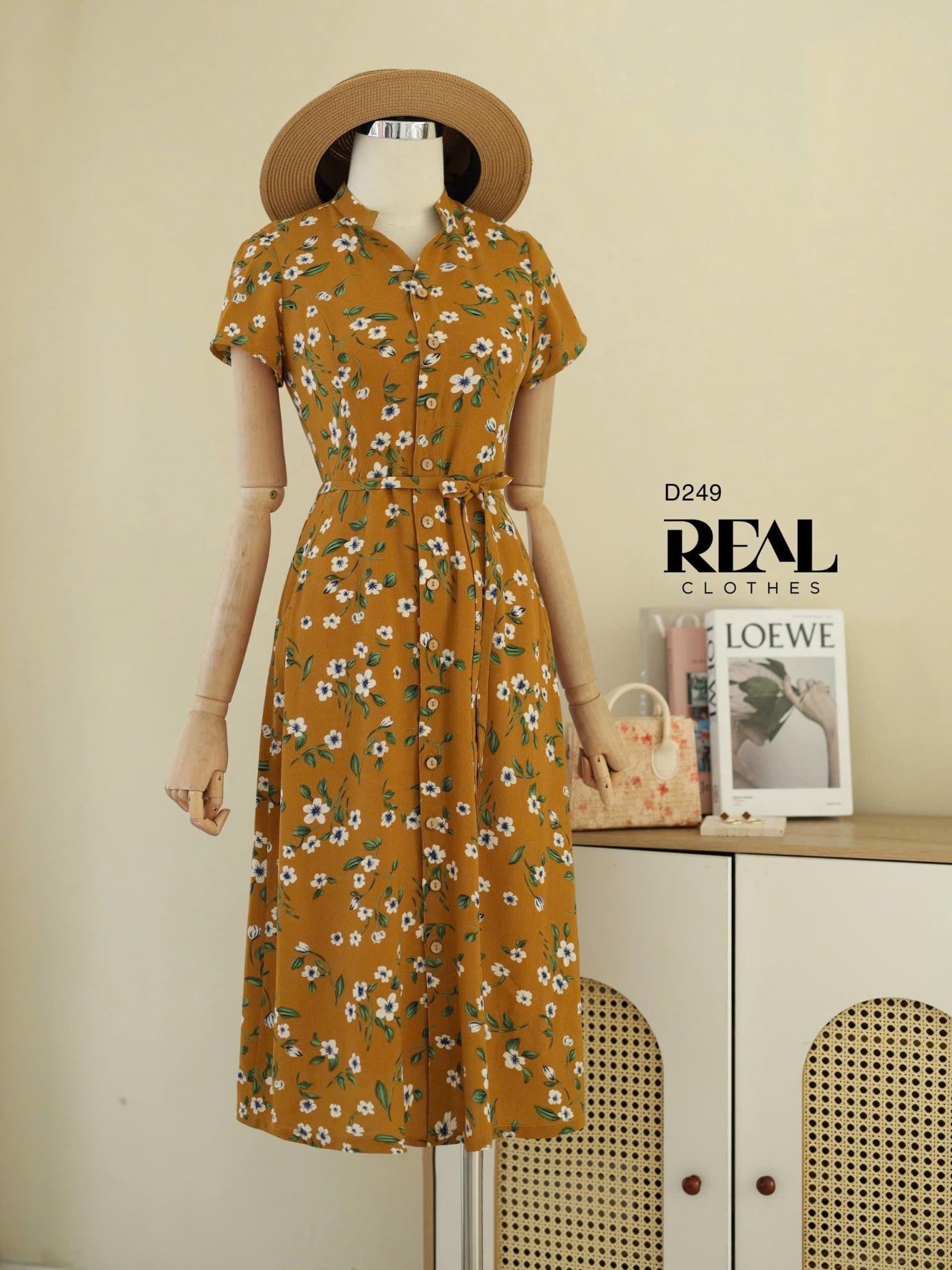 Đầm cổ trụ hoa vàng SALE