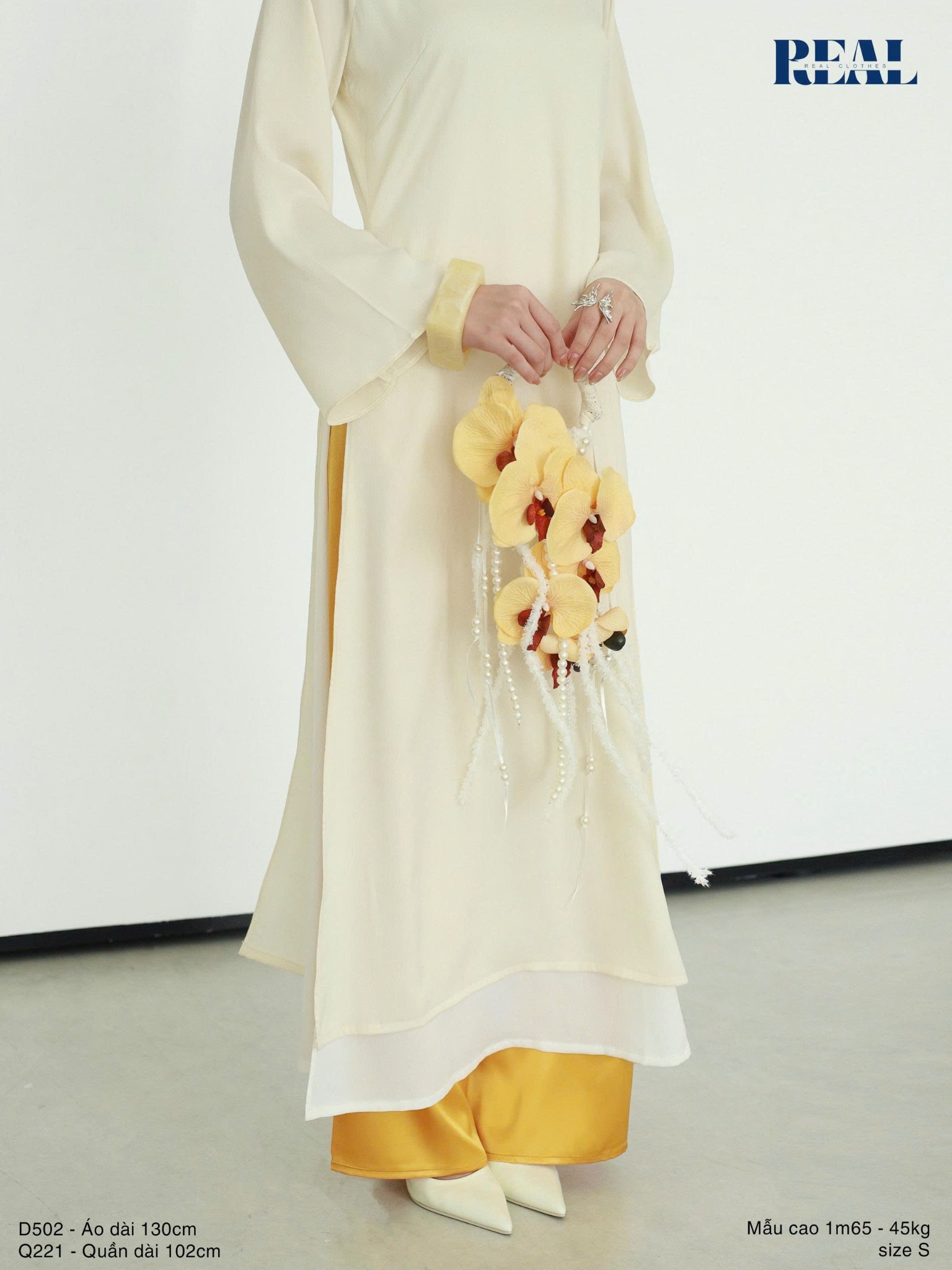 Áo dài 2 tà Nắng Mai